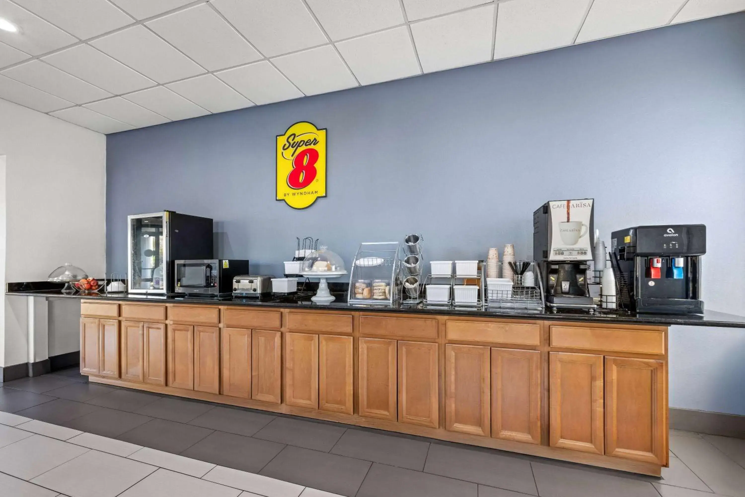 Breakfast in Super 8 by Wyndham Garysburg/Roanoke Rapids Breakfast in Super 8 by Wyndham Garysburg/Roanoke Rapids