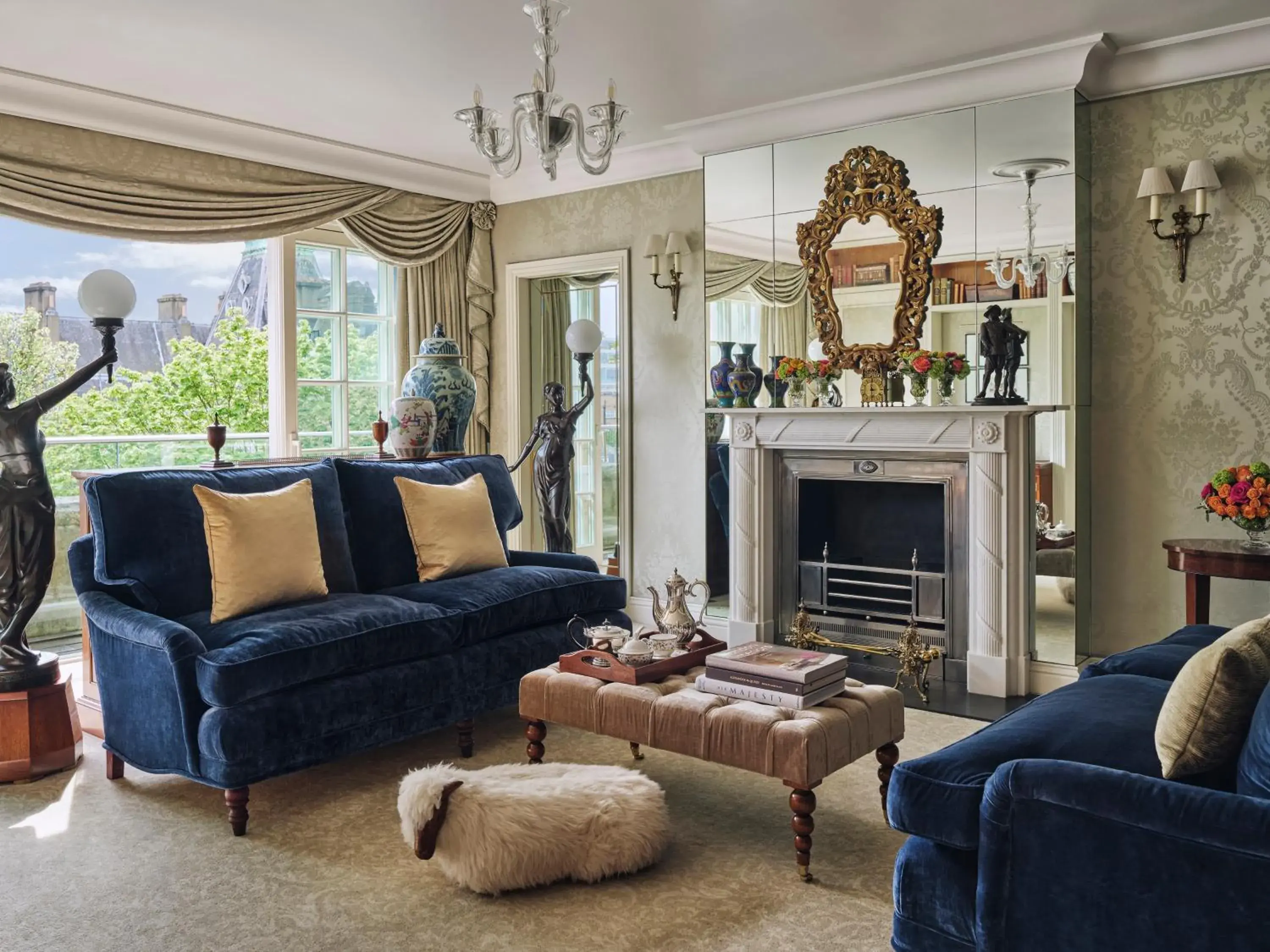 Living room in The Goring Living room in The Goring