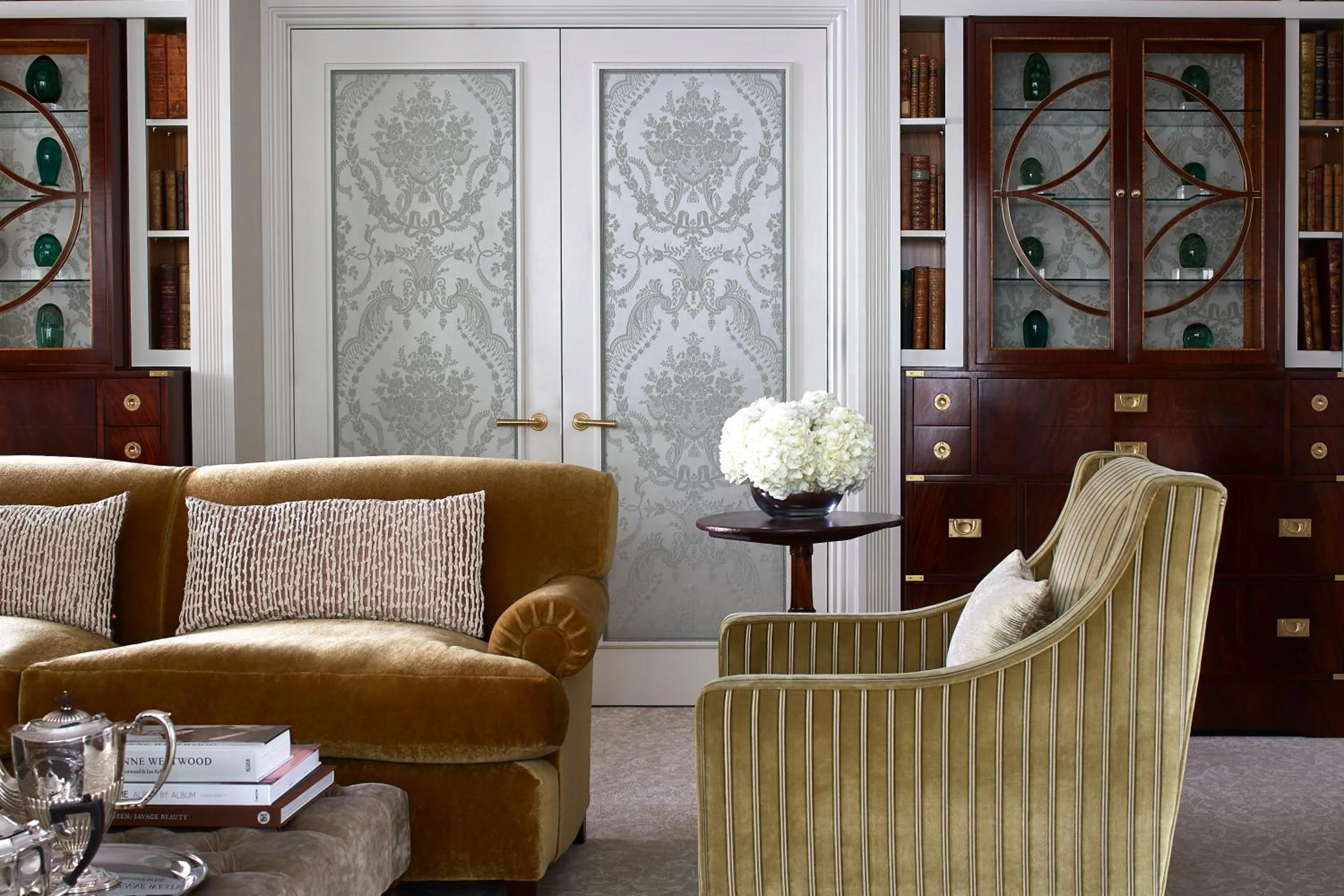 Living room in The Goring