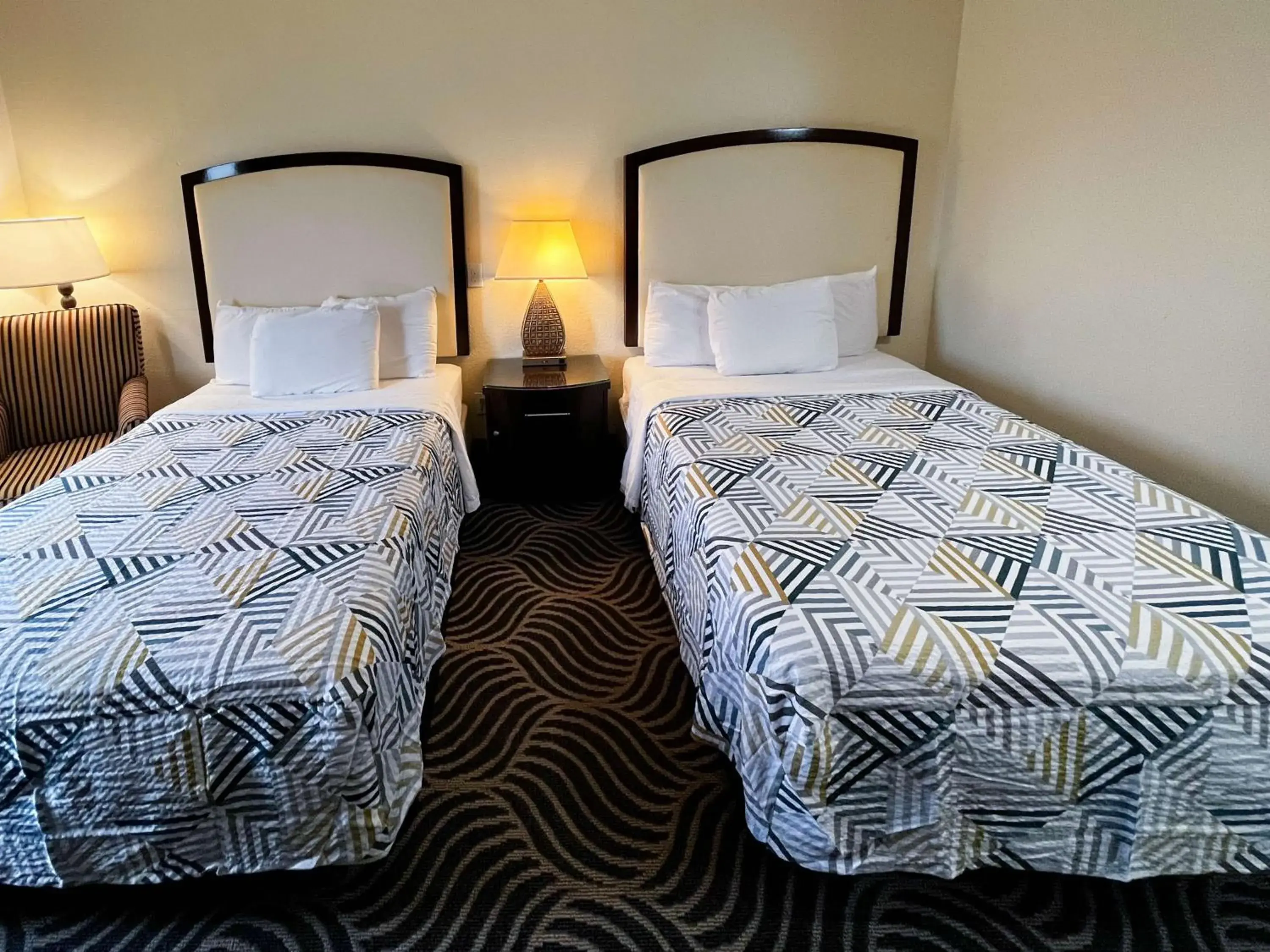 Photo of the whole room, Bed in Executive Inn & Suites Breaux Bridge, LA Photo of the whole room, Bed in Executive Inn & Suites Breaux Bridge, LA