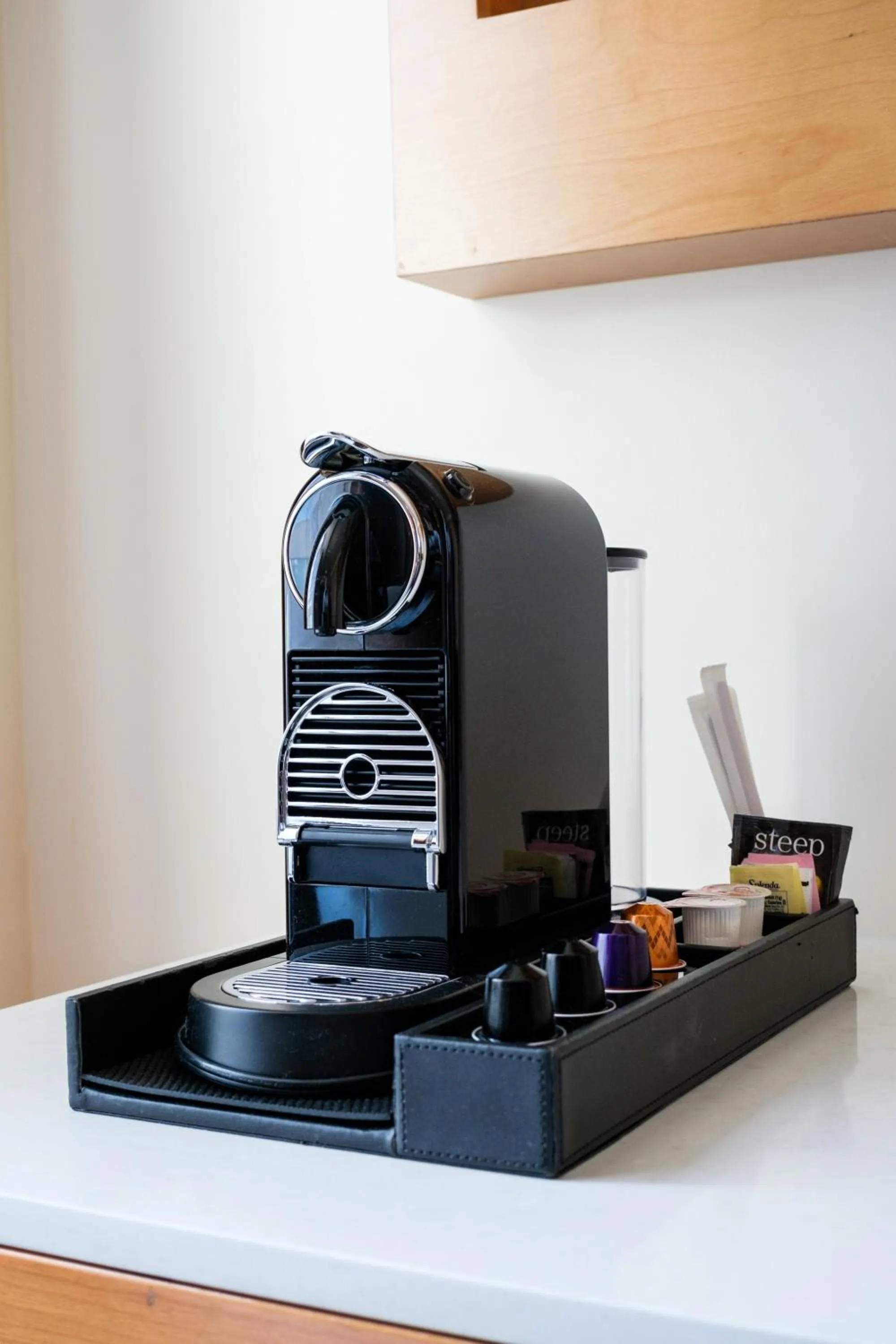 Coffee/tea facilities in Concorde Hotel New York