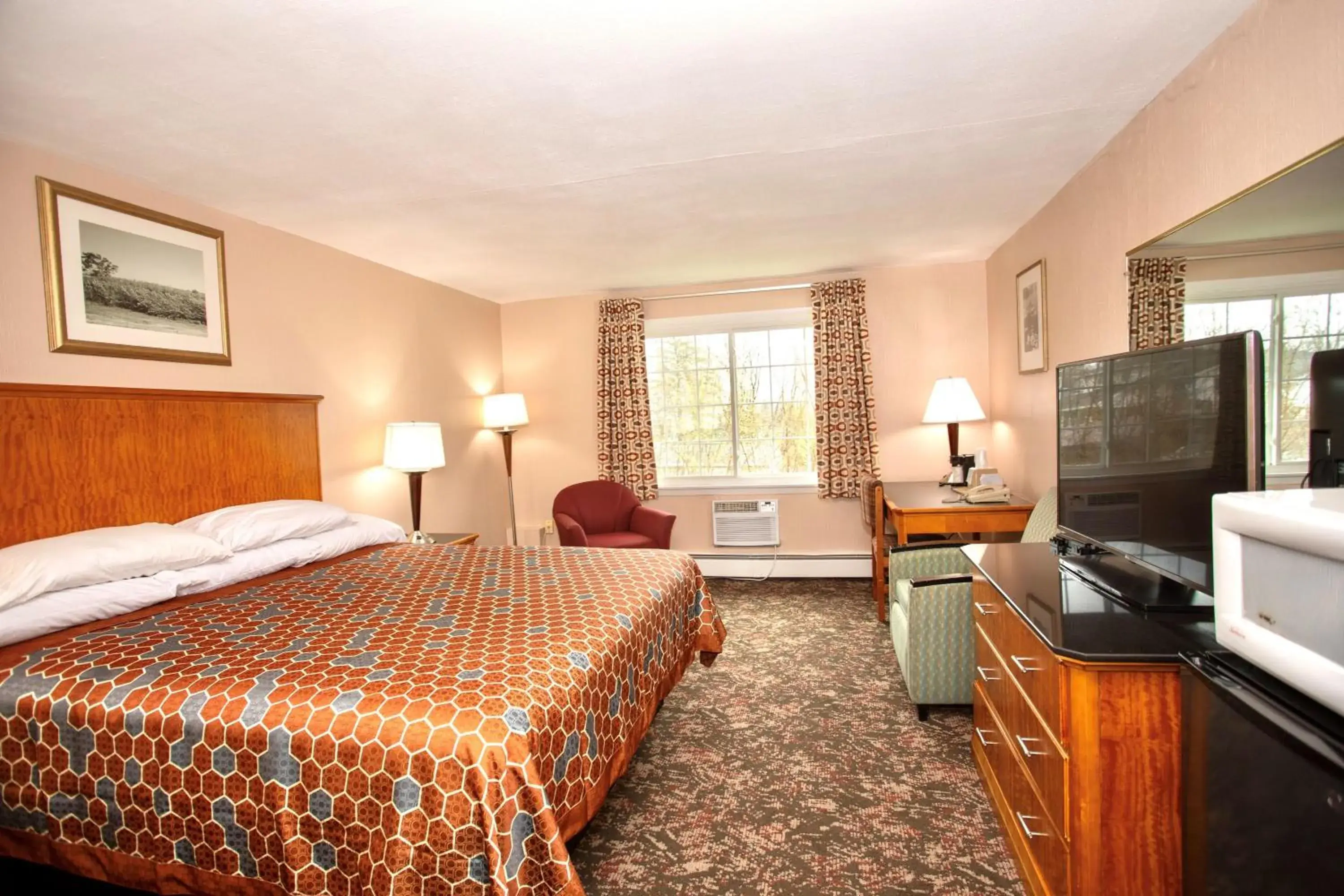 Photo of the whole room, Bed in Budget Inn Cicero