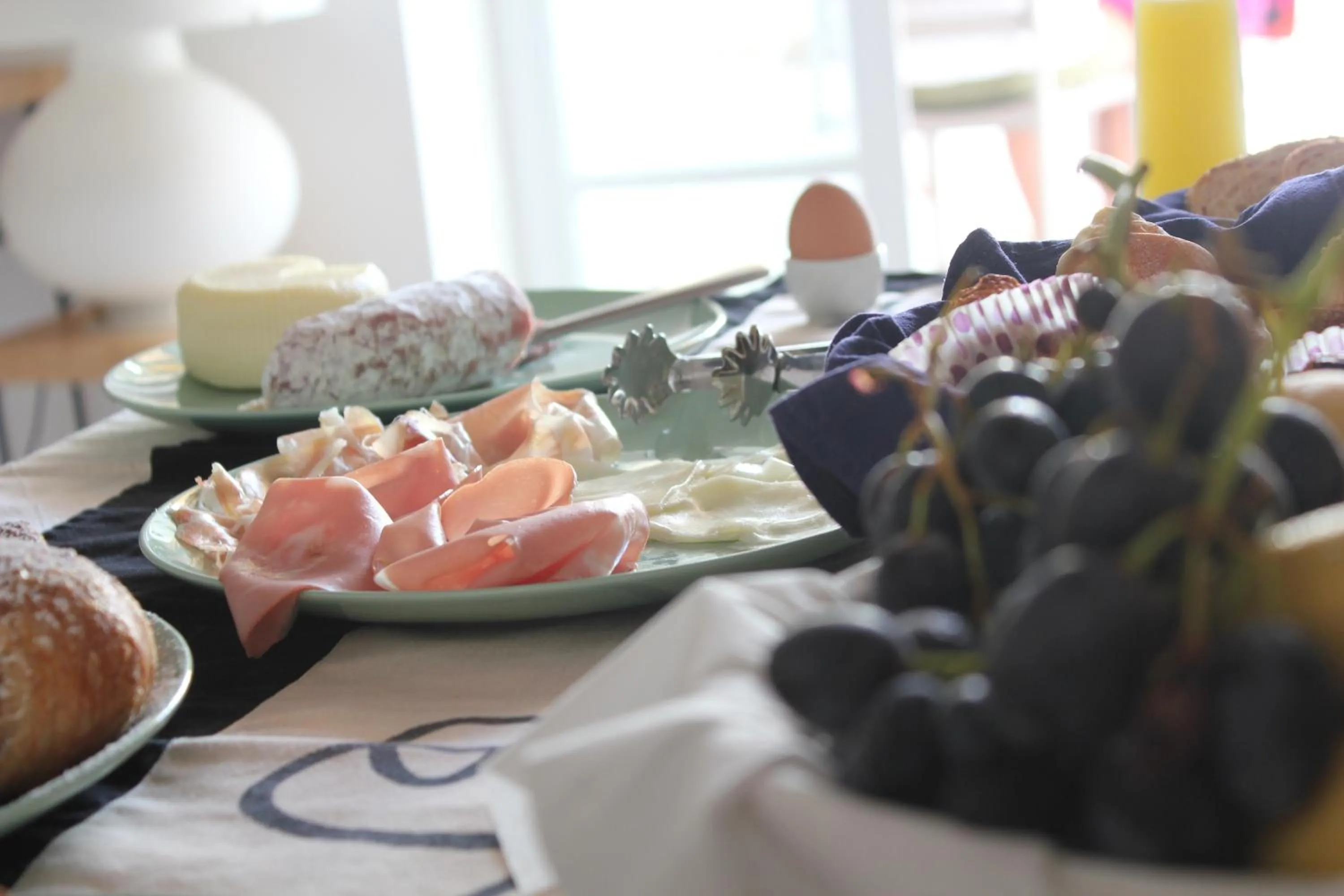 Buffet breakfast in B&B Da Peppa