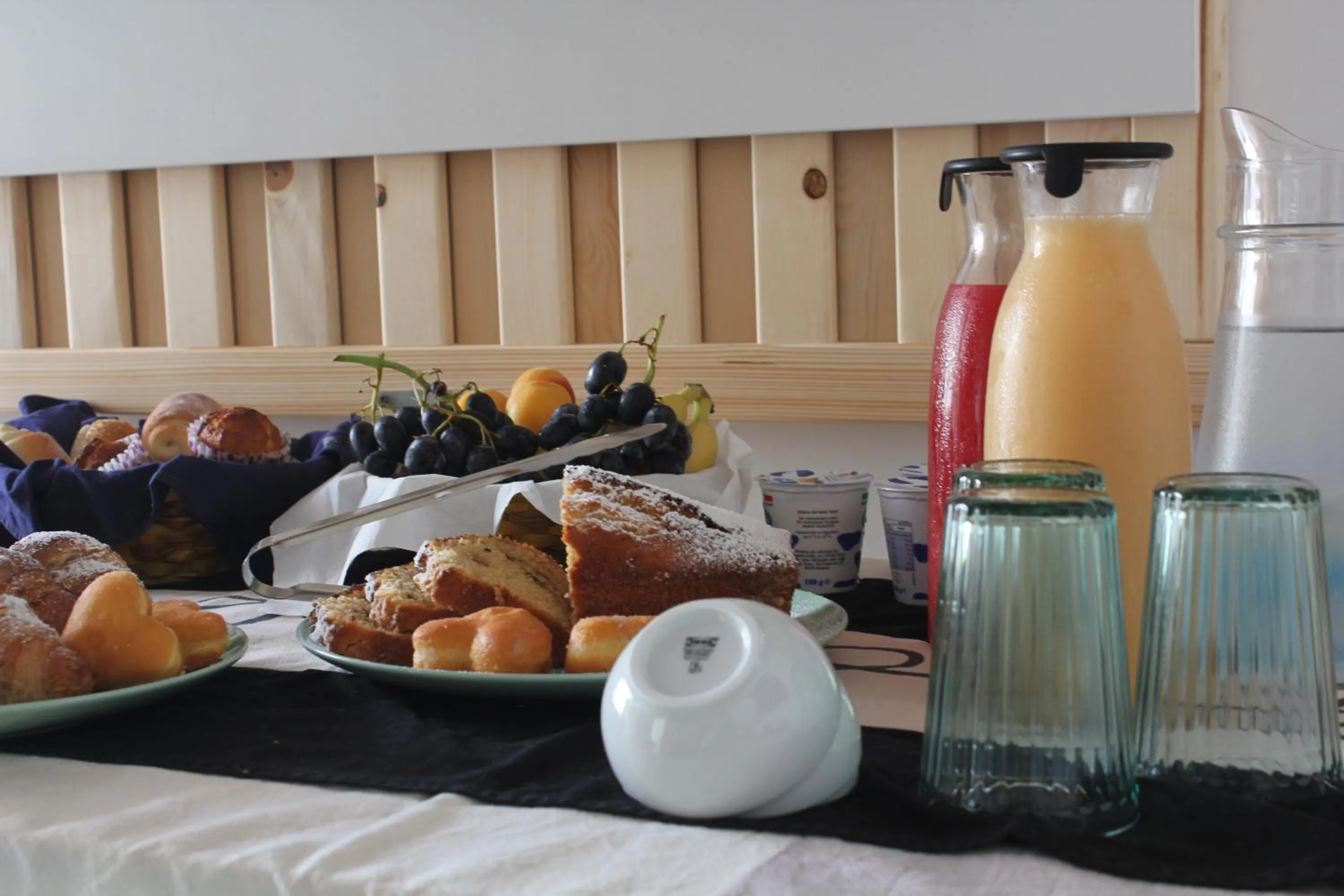 Continental breakfast in B&B Da Peppa