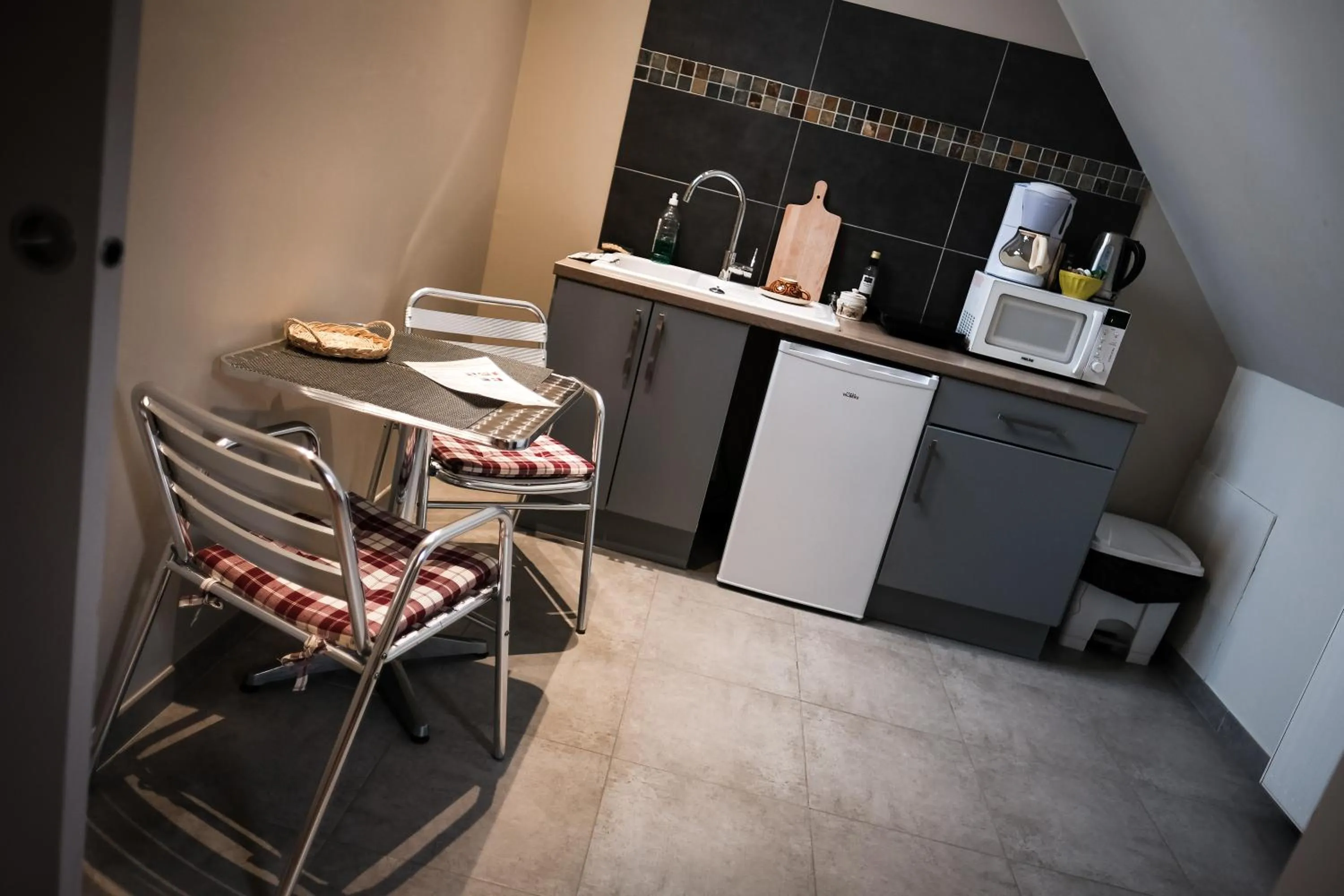 Kitchen or kitchenette in The Nest