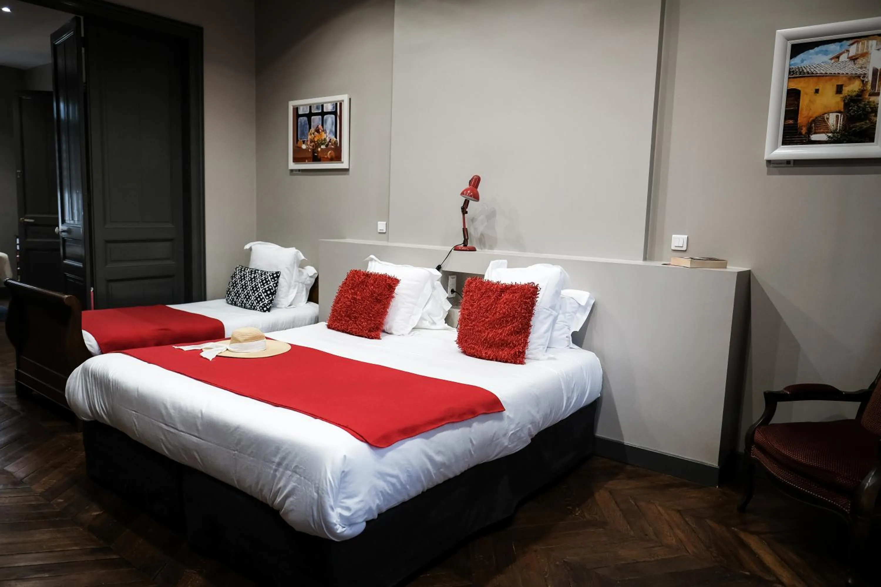 Bedroom, Bed in The Nest