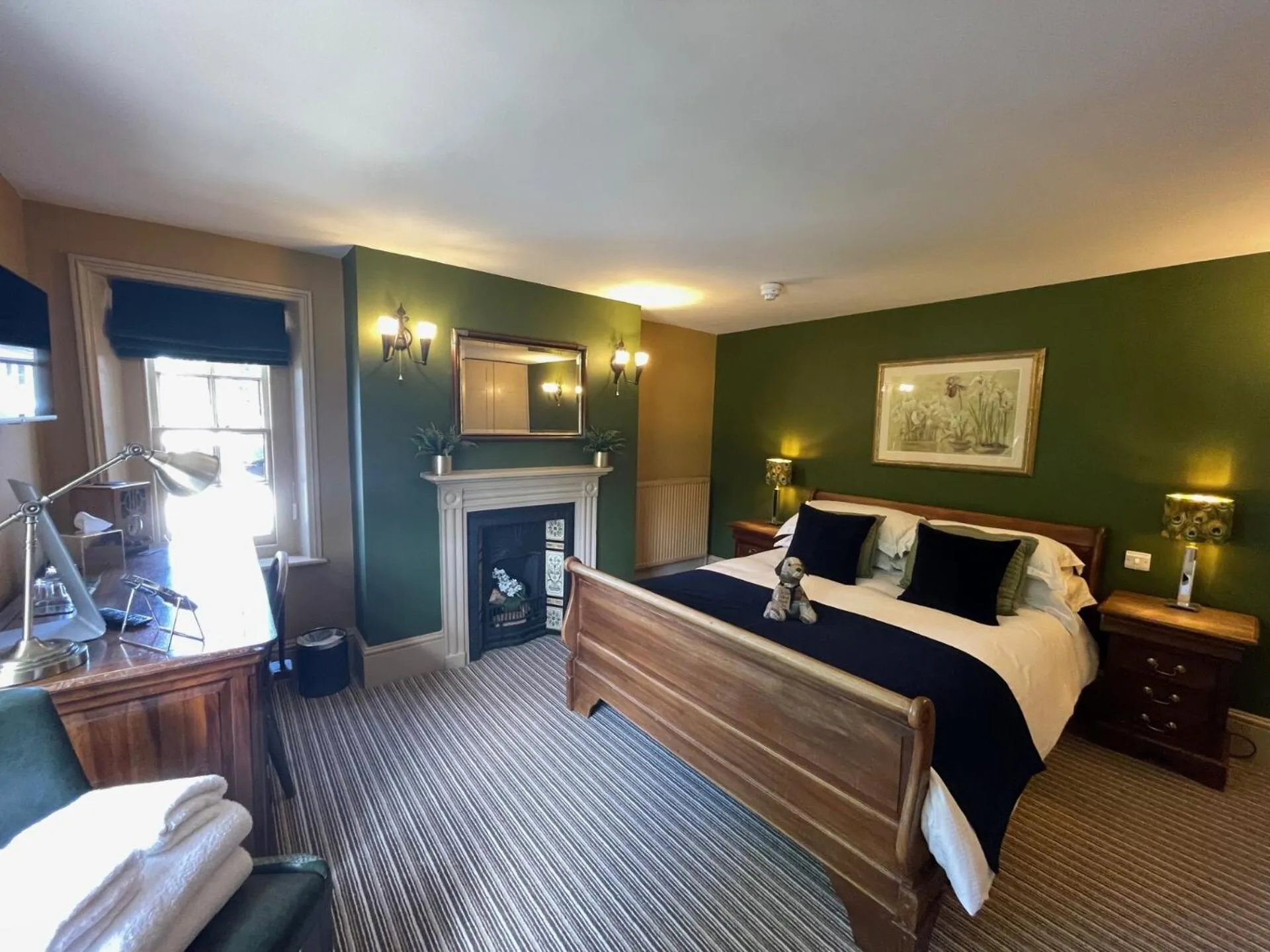 Bedroom, Bed in The King's Head