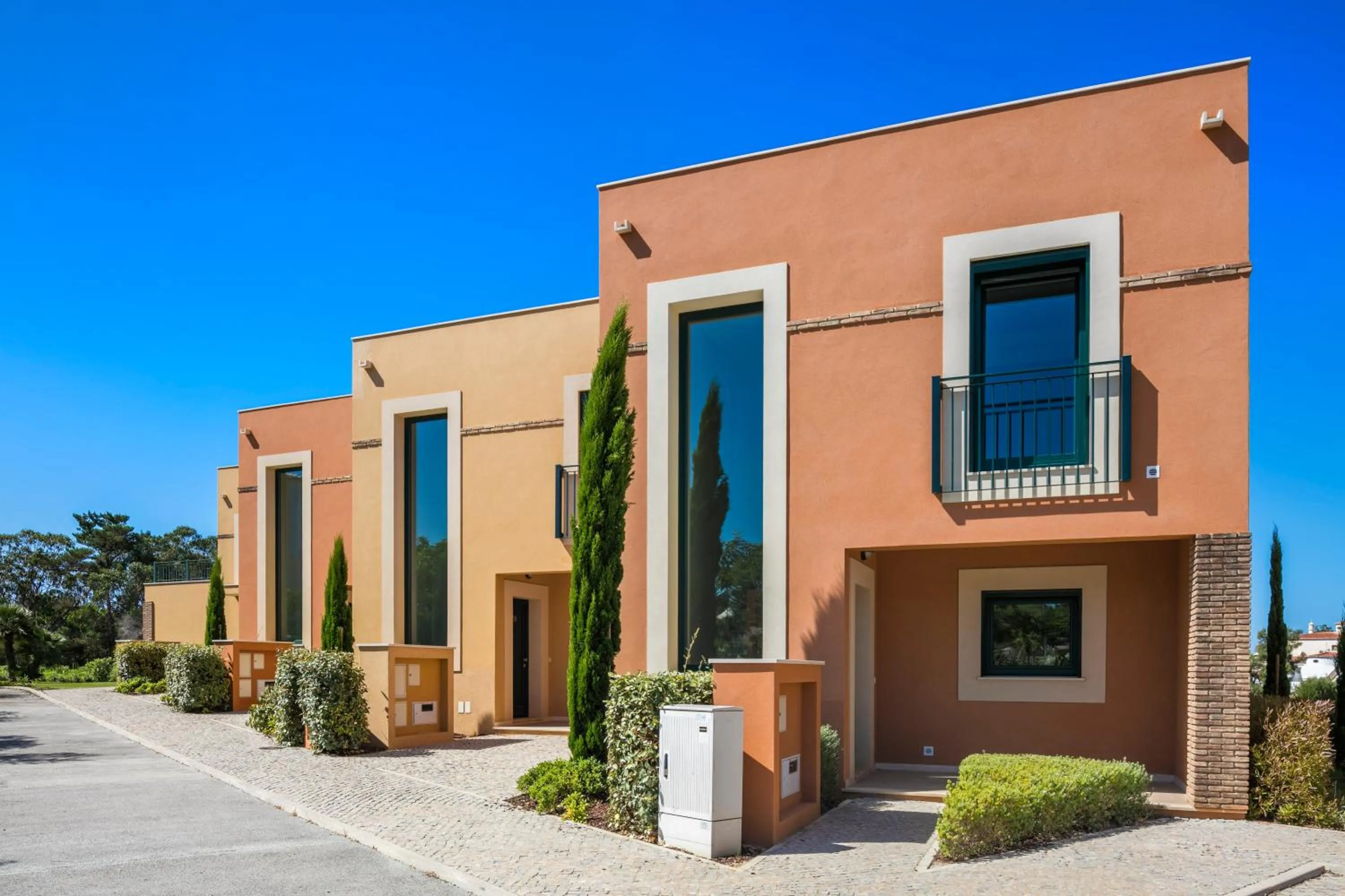 Property building in Vale de Milho Village