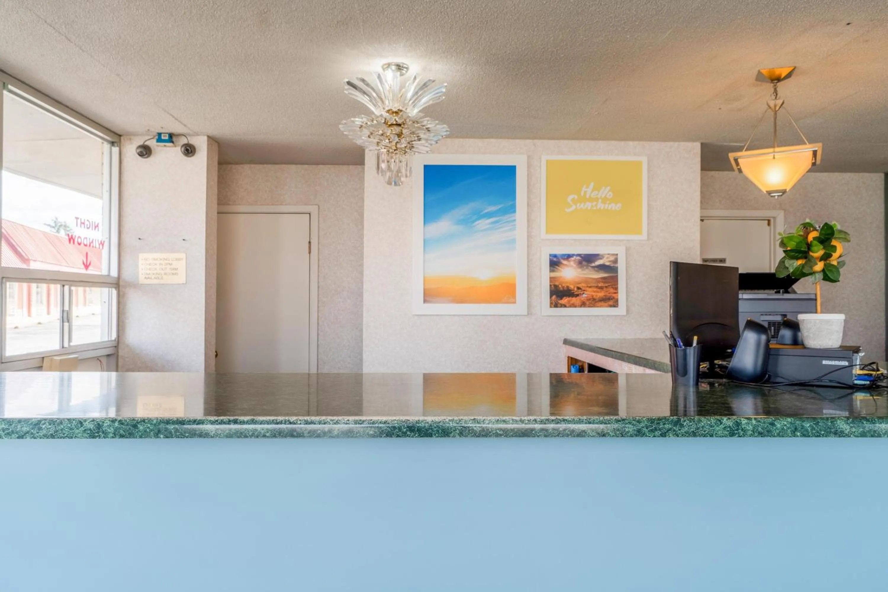 Lobby or reception in Ozark Junction mountain view by OYO