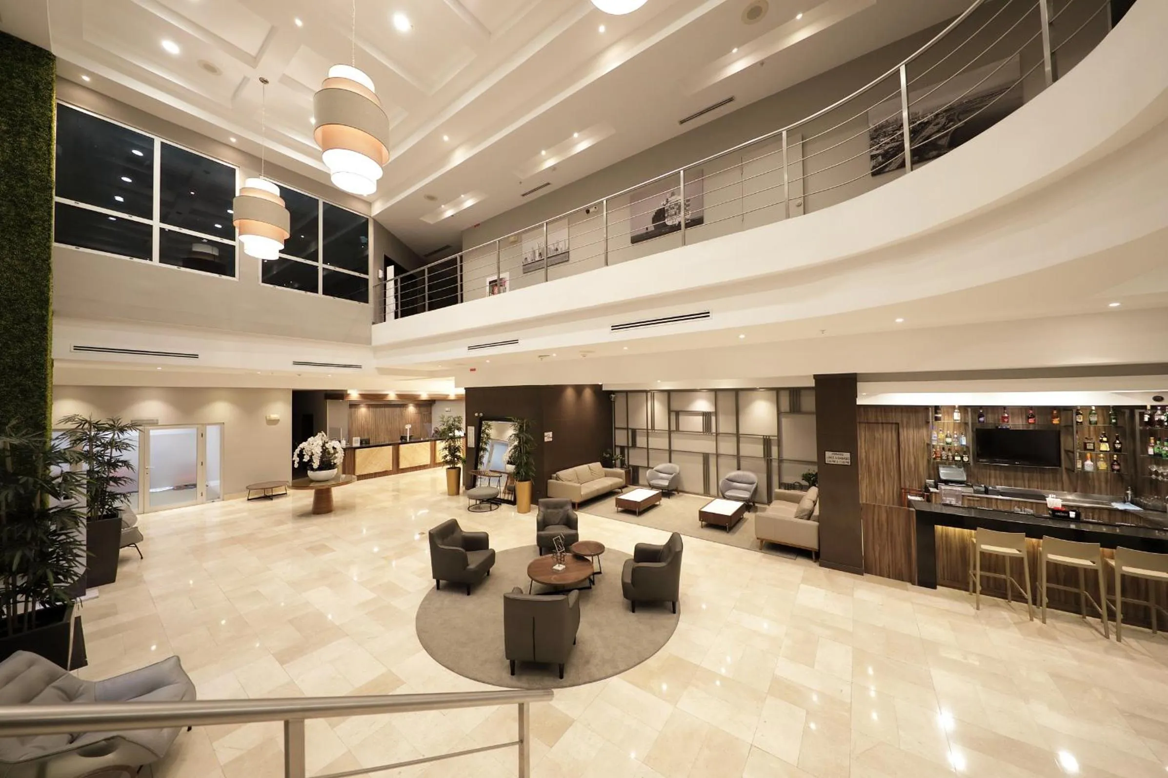 Lobby or reception in Victoria Hotel and Suites Panama