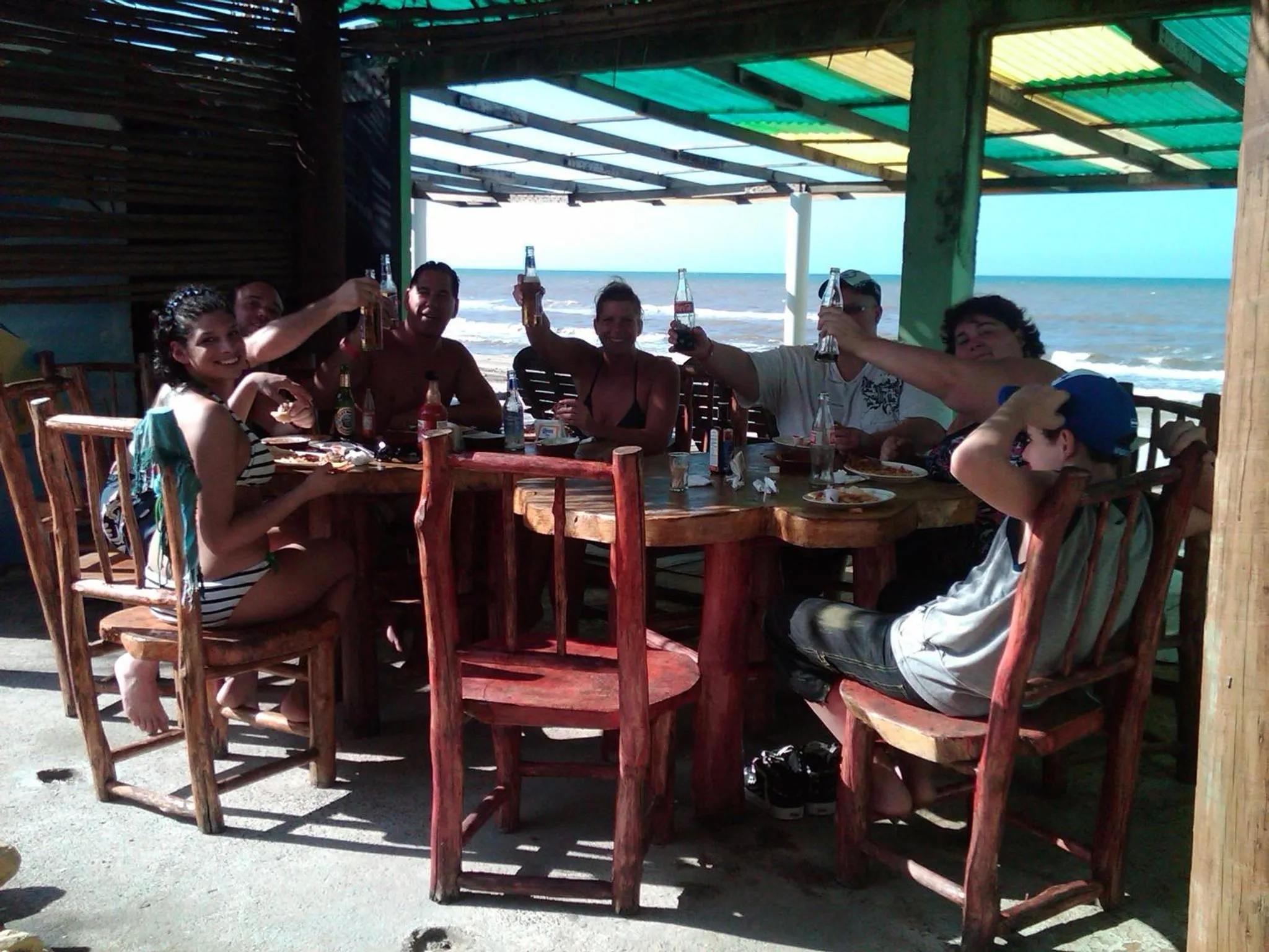 Restaurant/places to eat in La Delphina Bed and Breakfast Bar and Grill