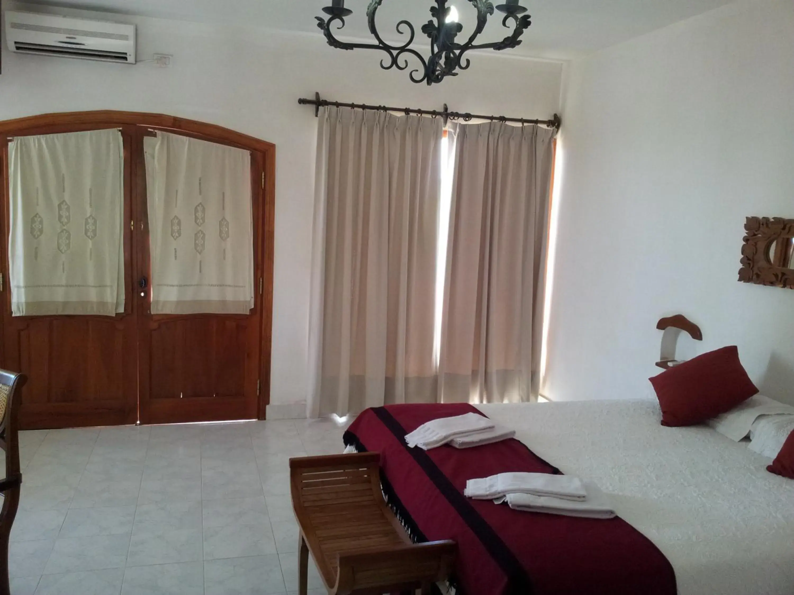 Superior Double or Twin Room in Hotel Portal del Santo Superior Double or Twin Room in Hotel Portal del Santo