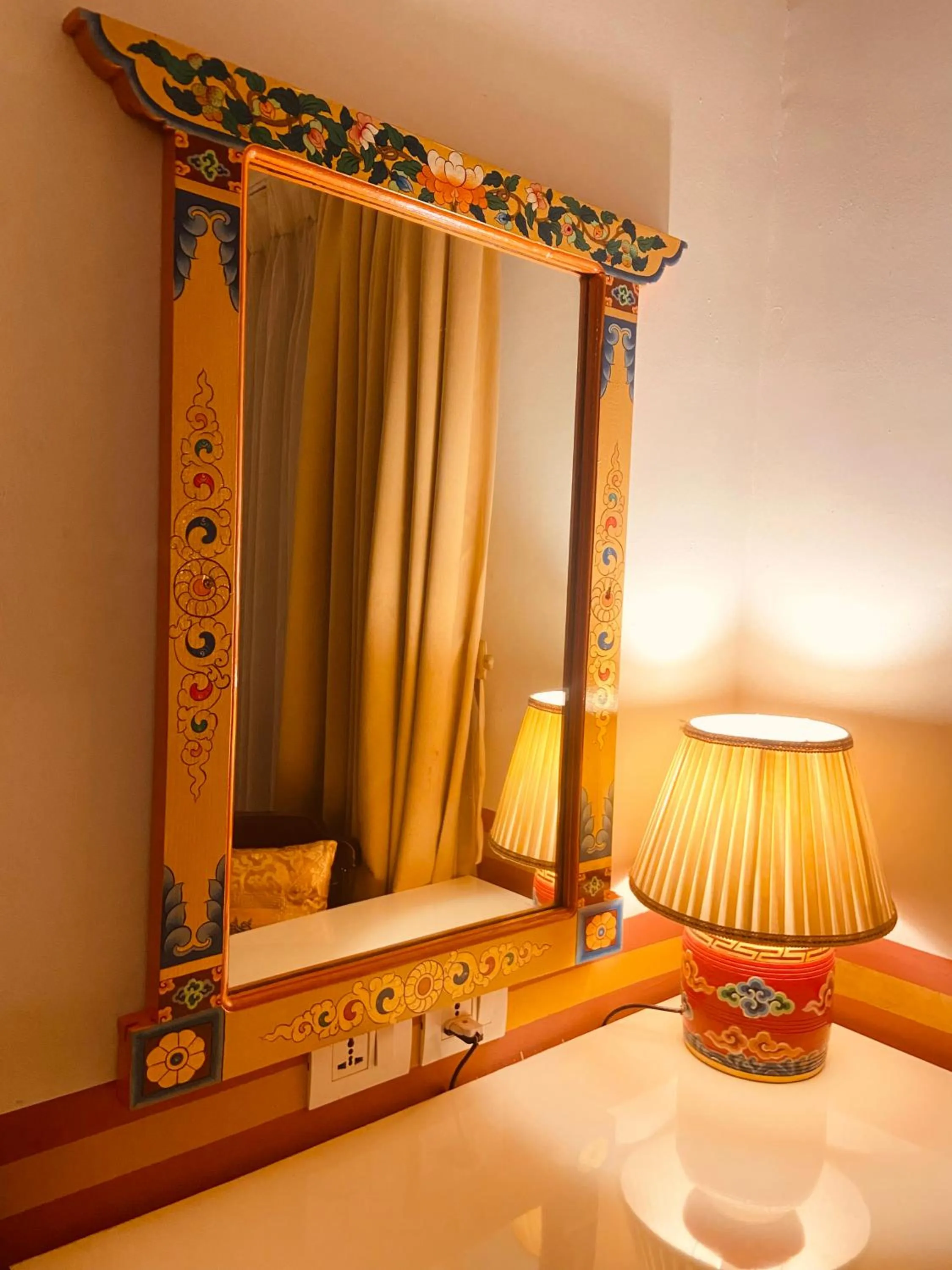 Three Jewels Boutique Hotel