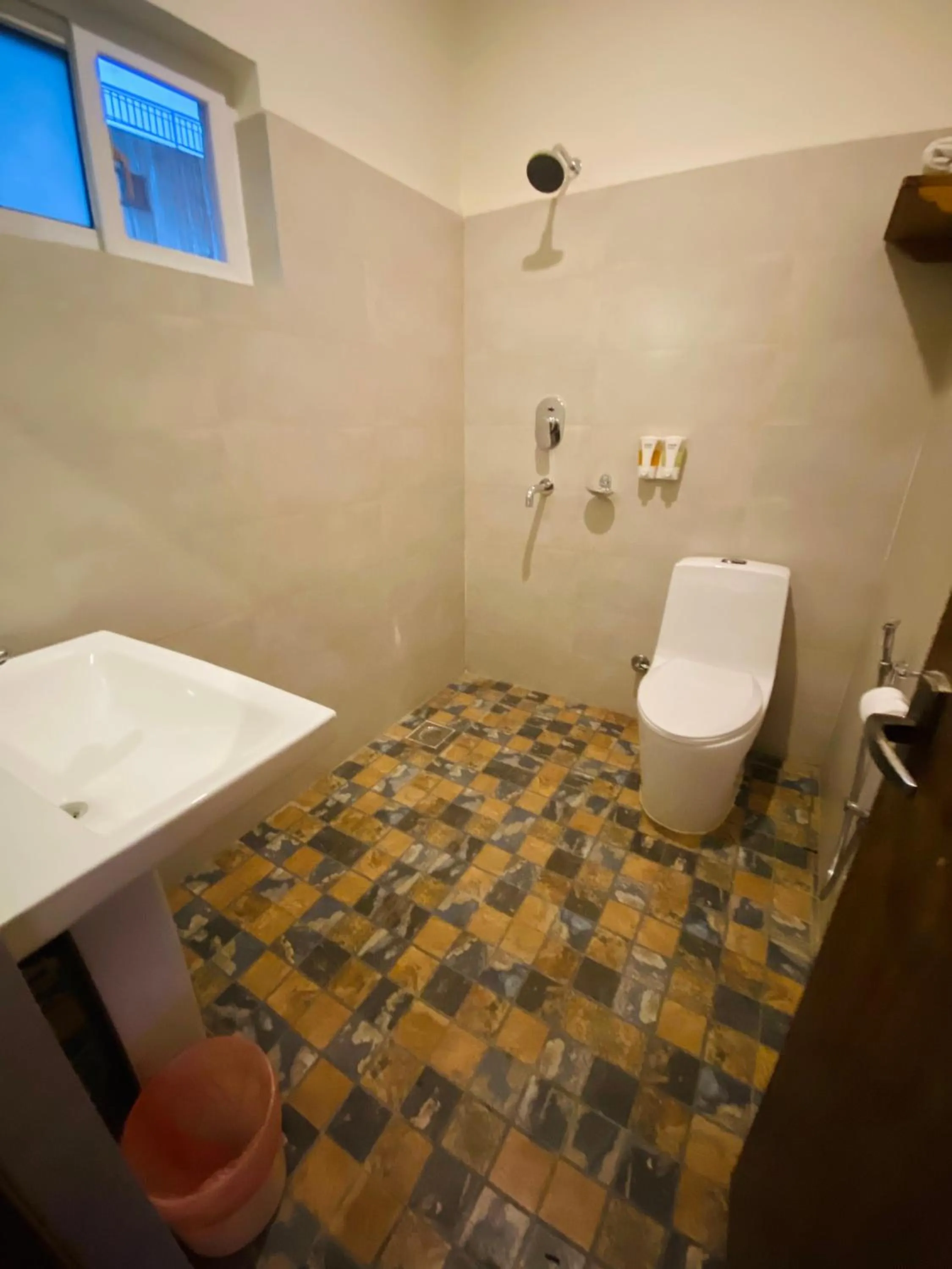 Three Jewels Boutique Hotel