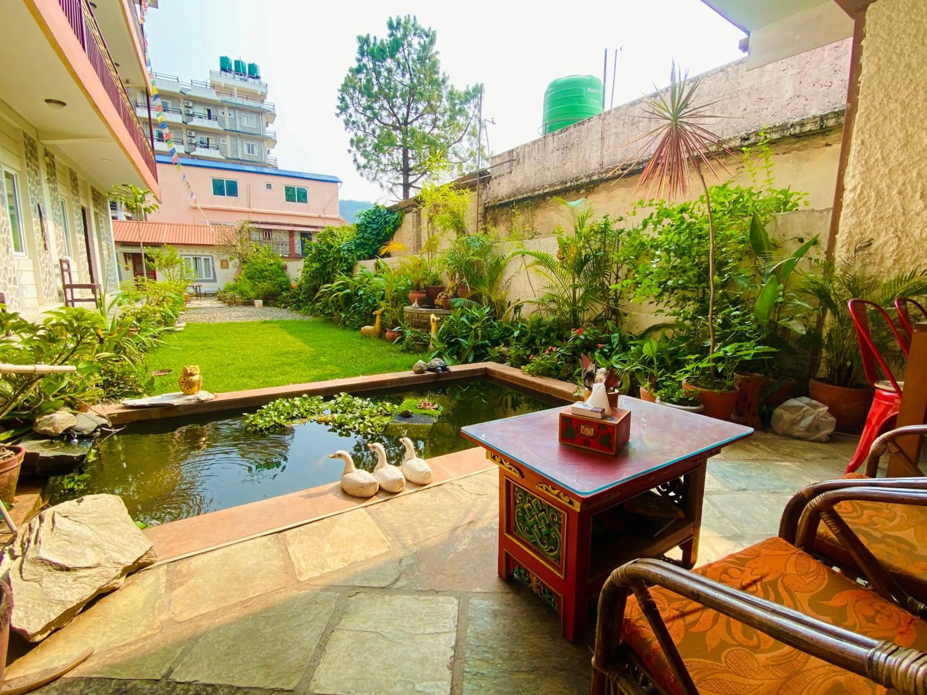 Three Jewels Boutique Hotel