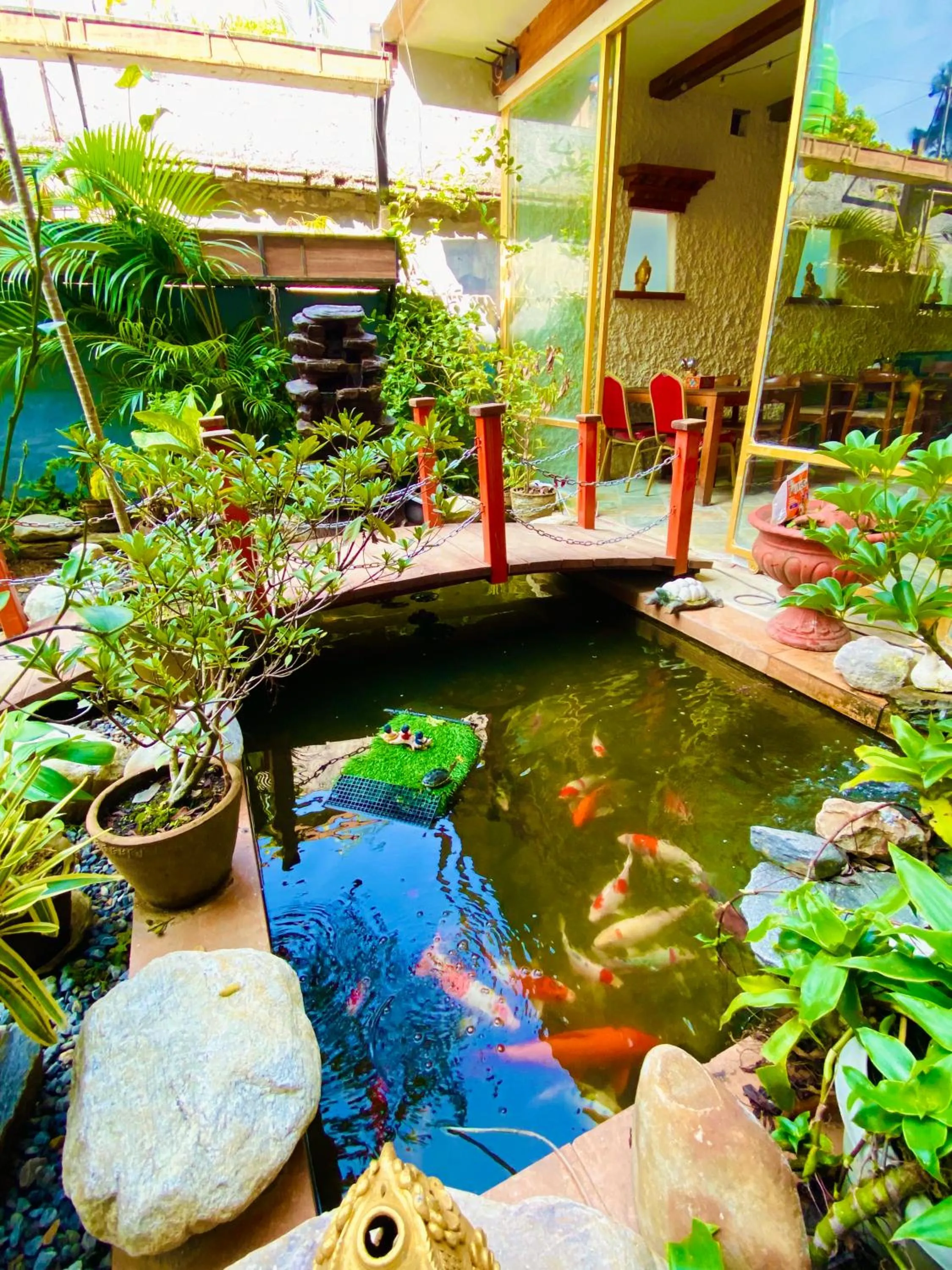 Three Jewels Boutique Hotel