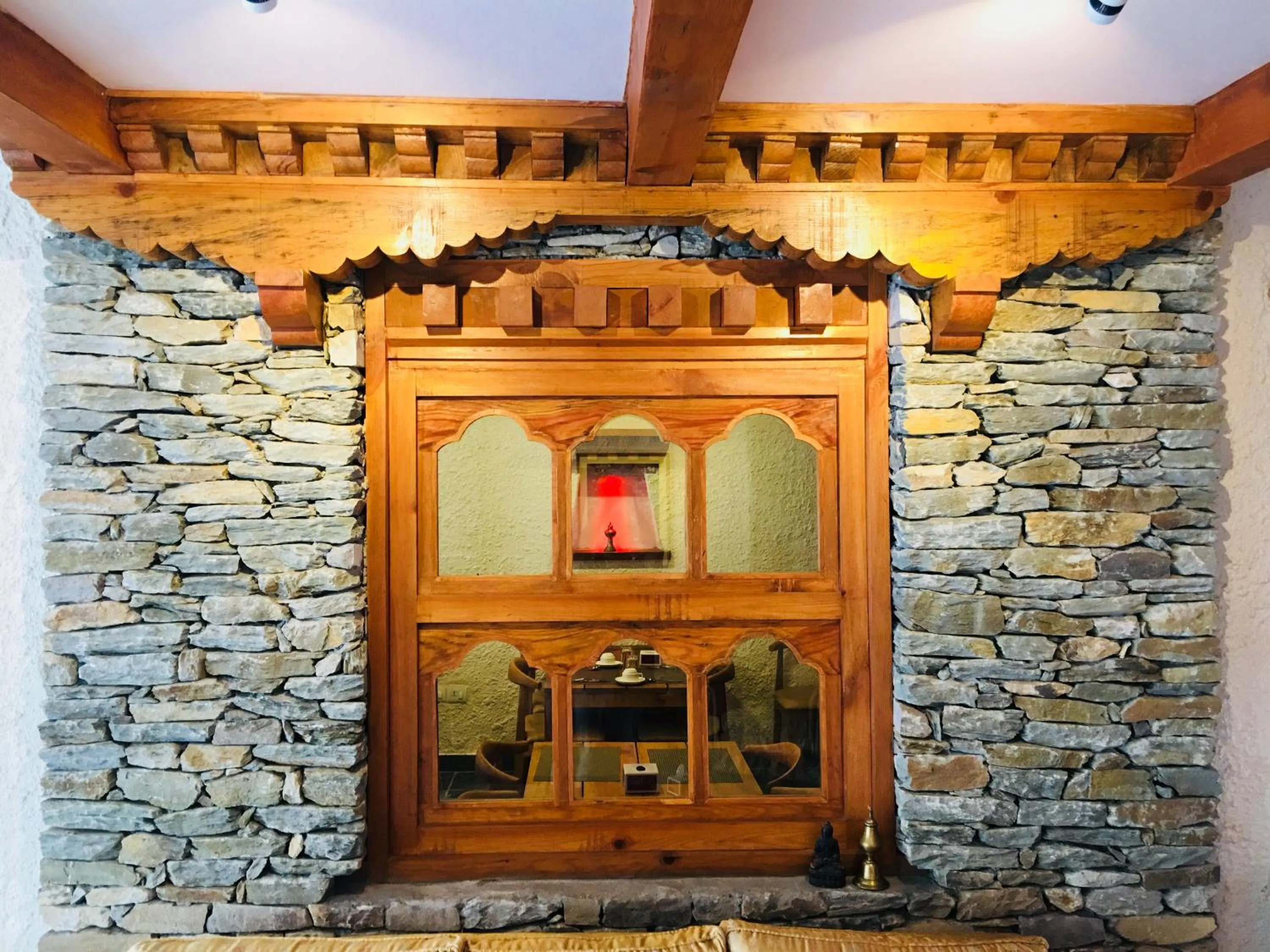 Three Jewels Boutique Hotel