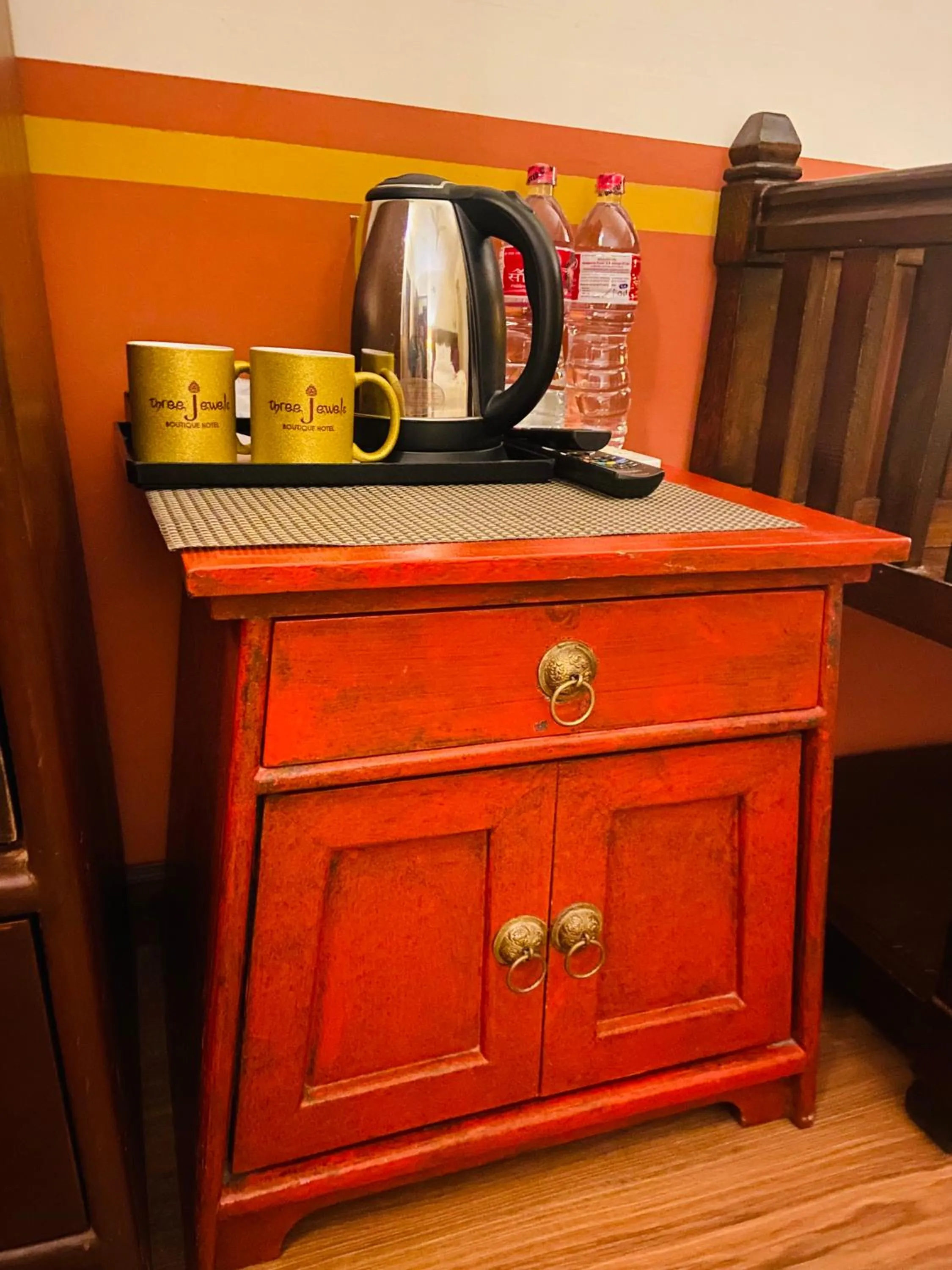 Three Jewels Boutique Hotel