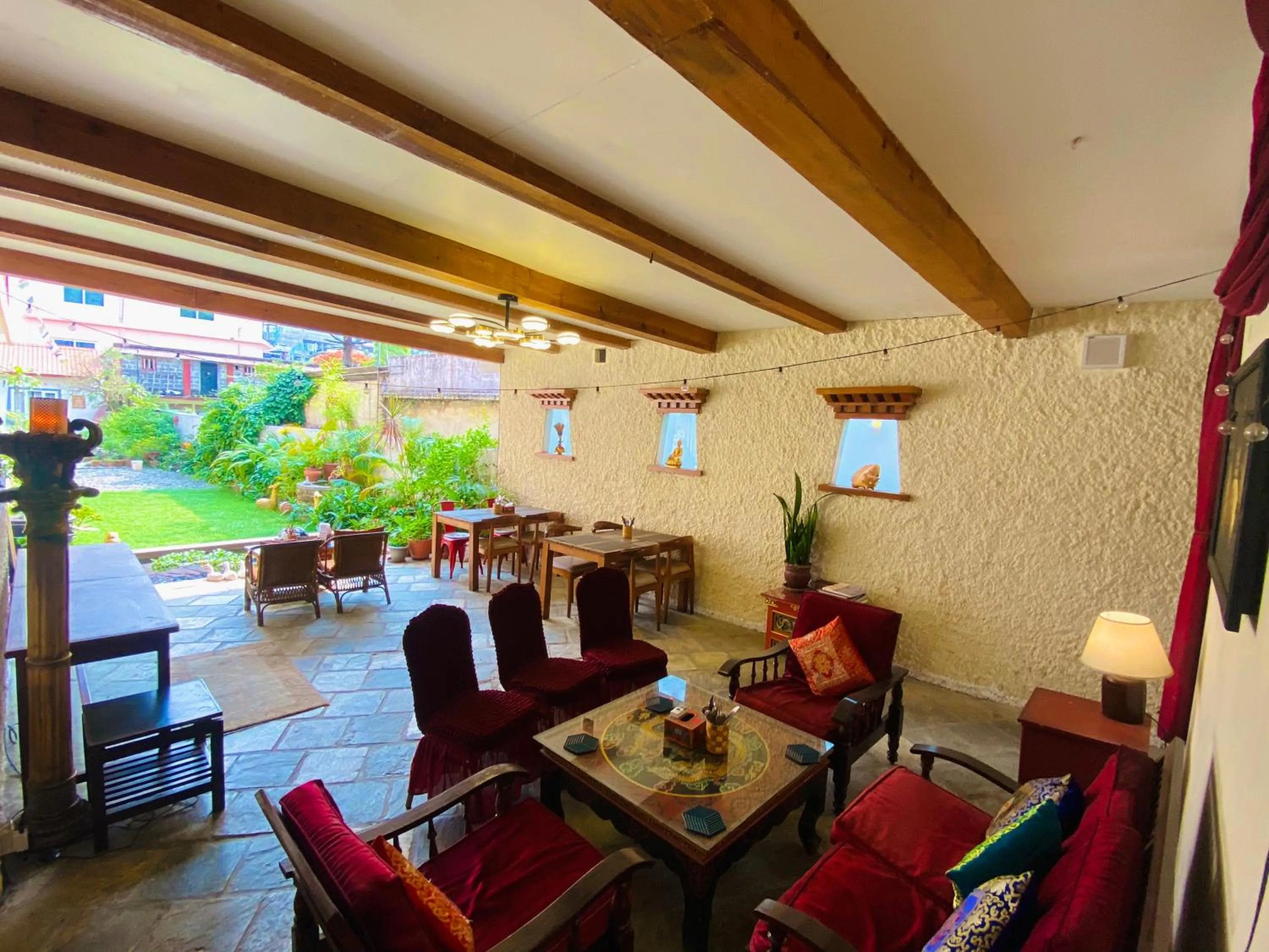 Three Jewels Boutique Hotel