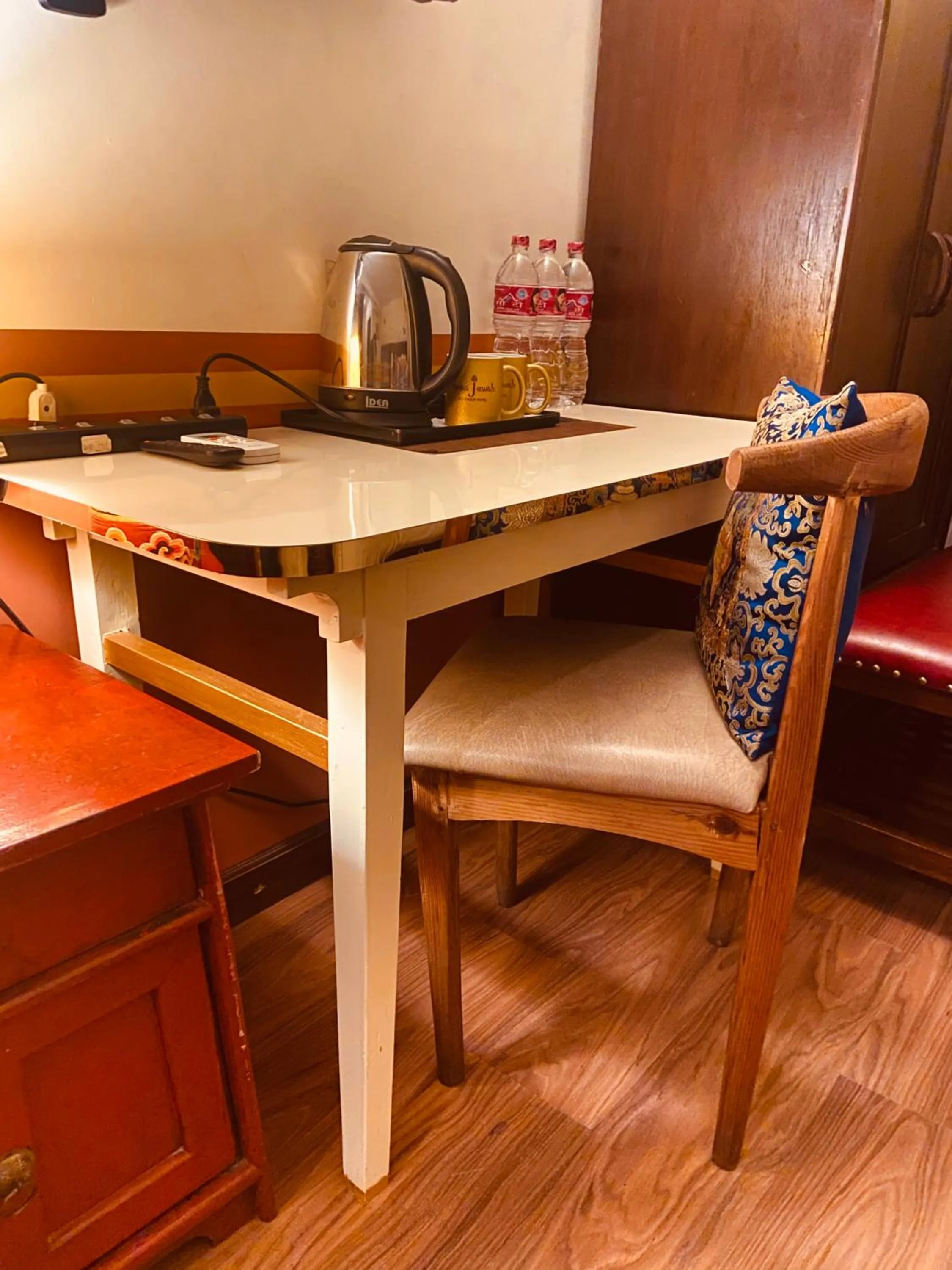 Three Jewels Boutique Hotel