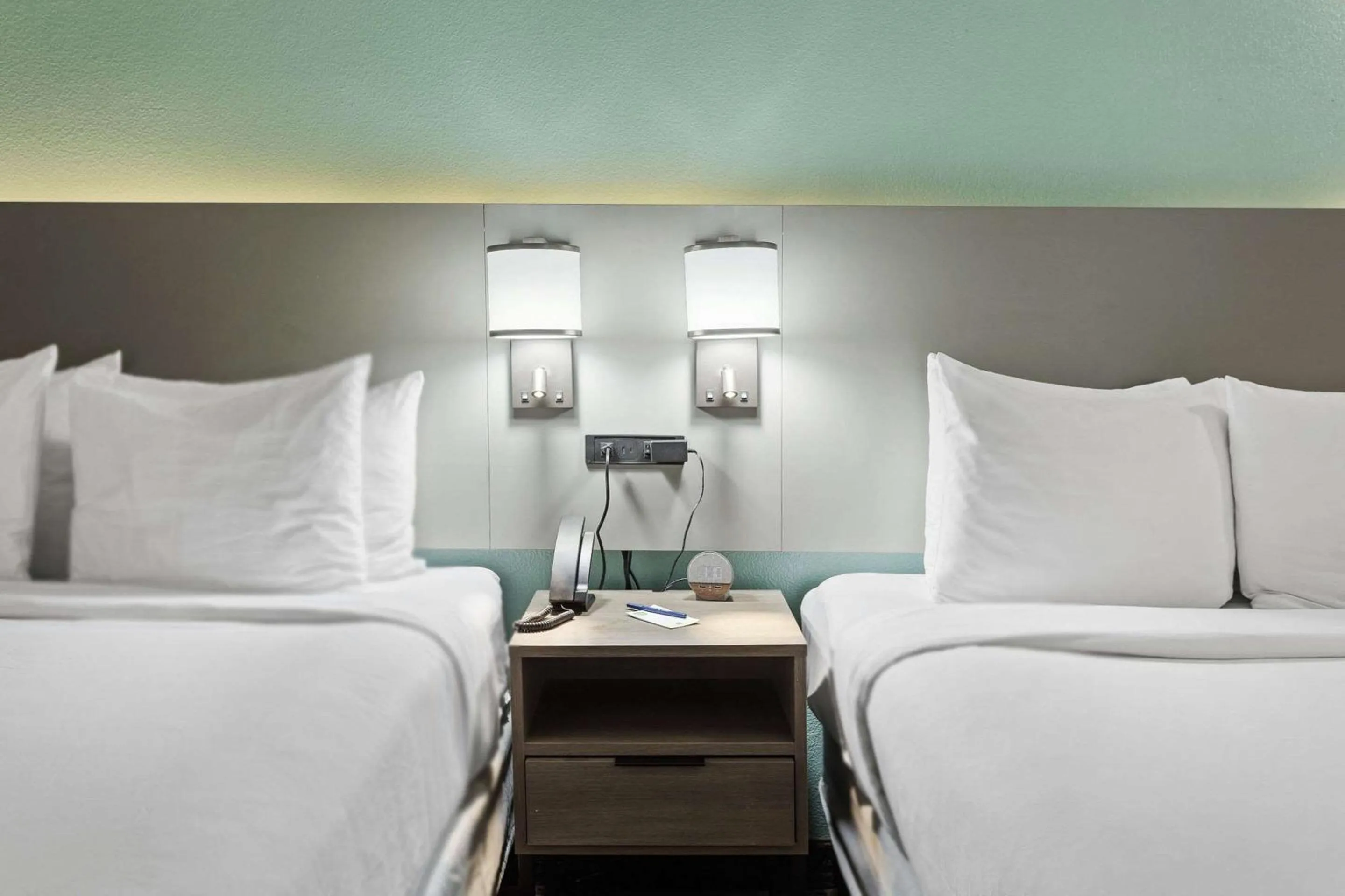 Bedroom, Bed in Comfort Inn Chandler - Phoenix South I-10