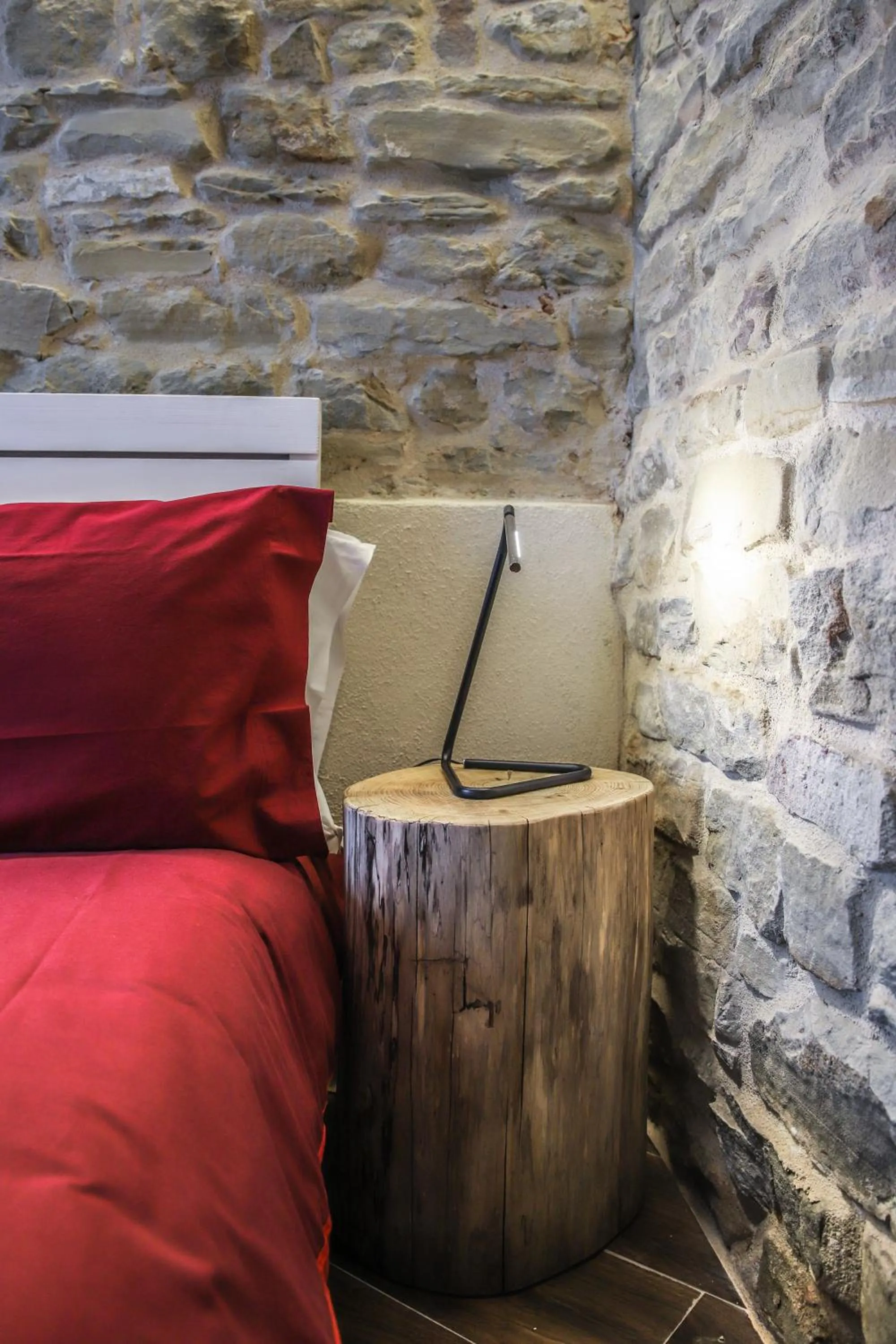 Bed in Albergo del Bramante