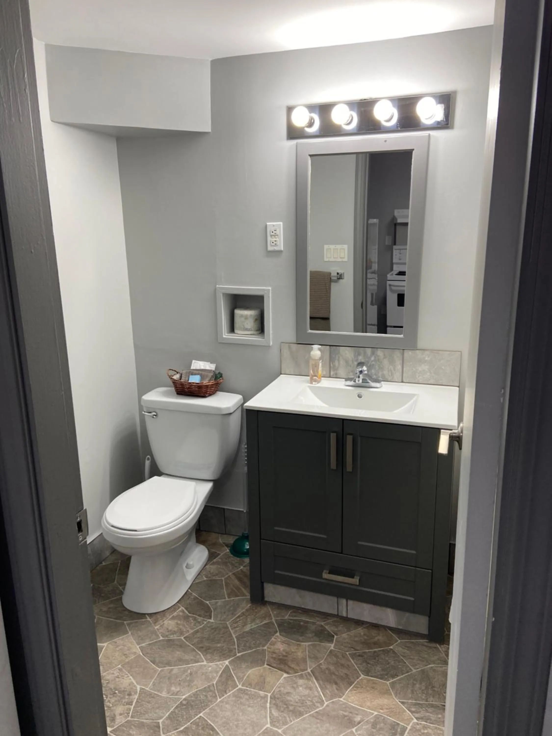 Shower in Monashee Lodge