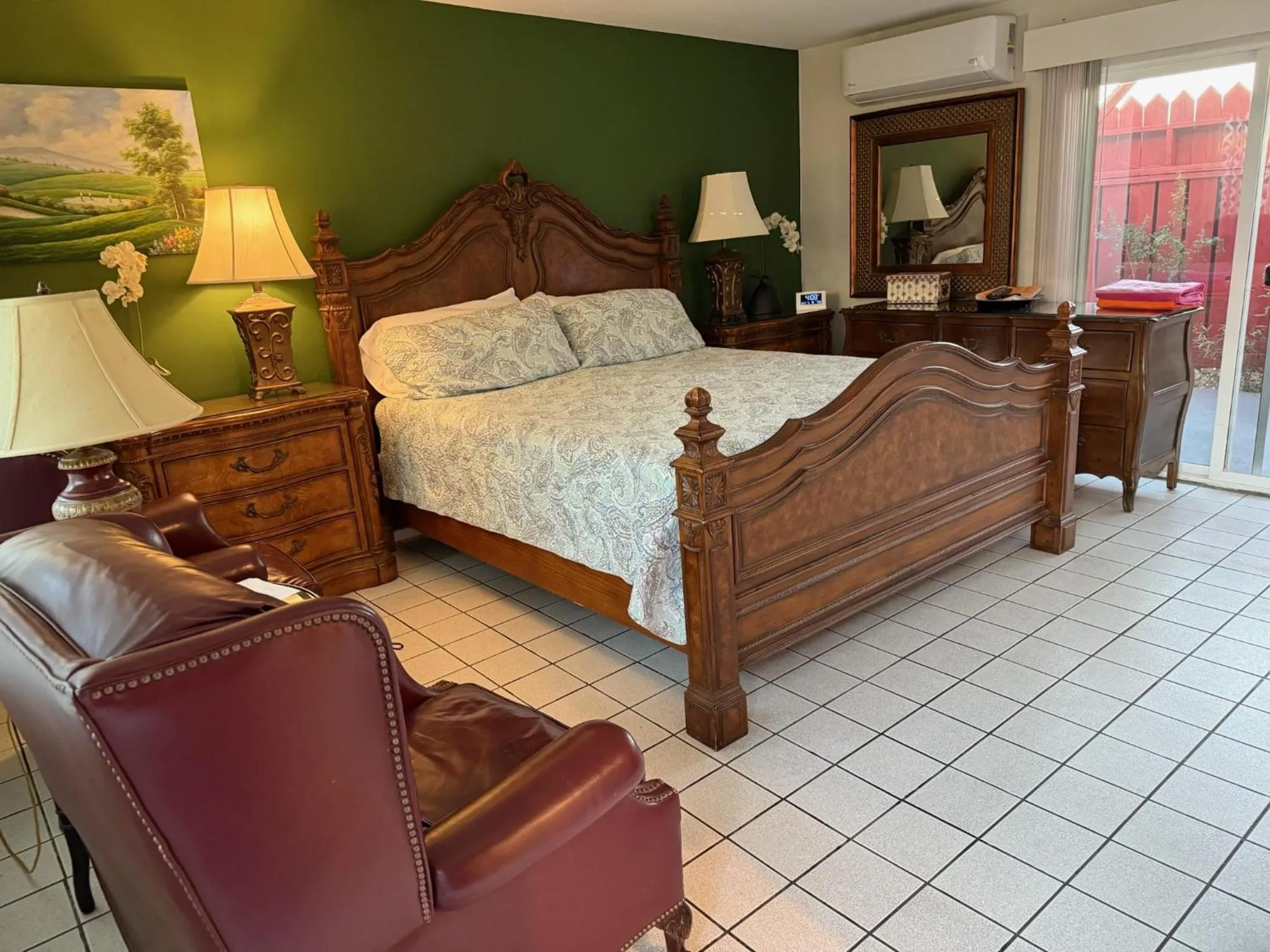 Casa Larrea Inn