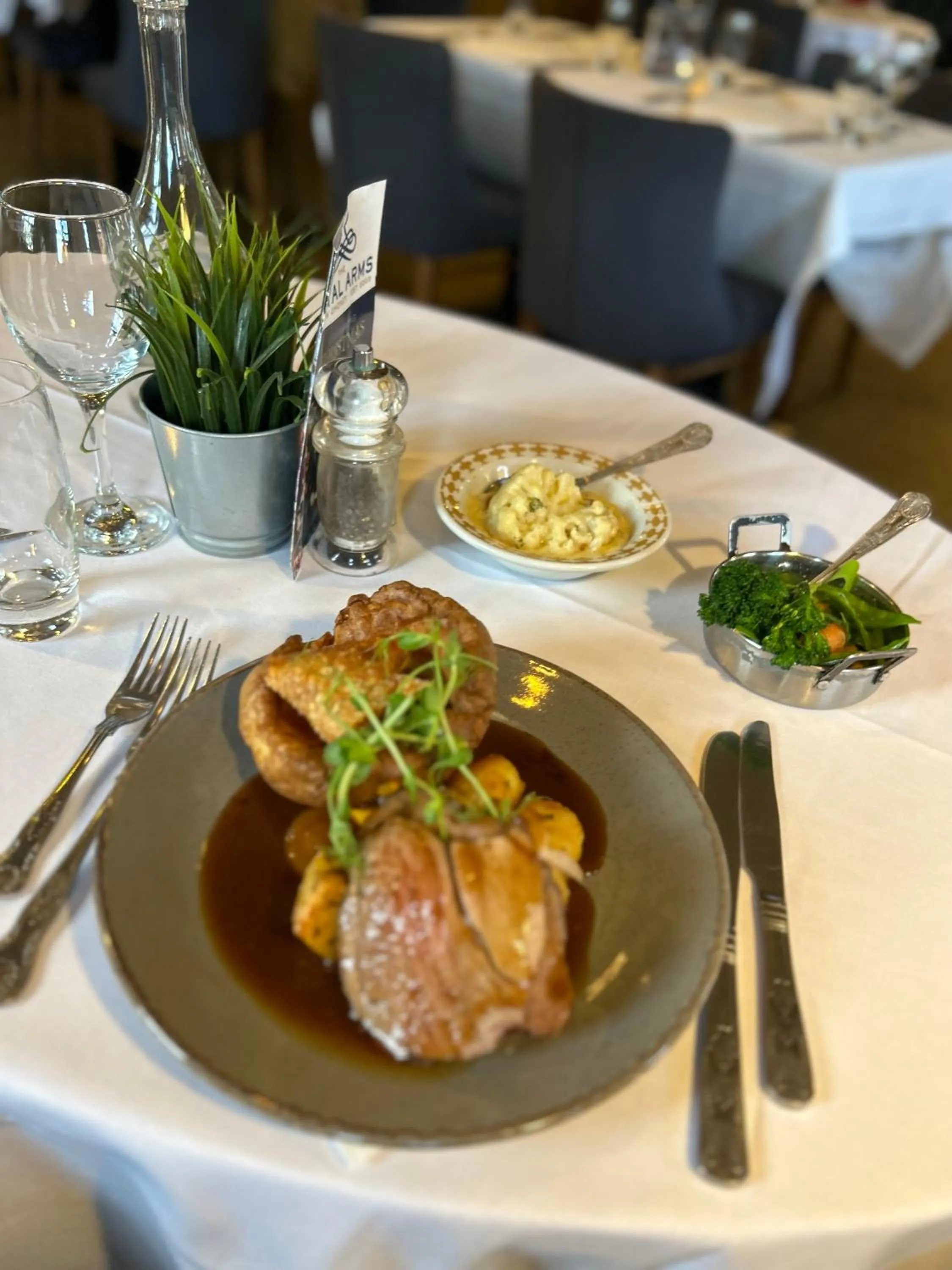 Food and drinks in The Royal Arms Bed & Breakfast