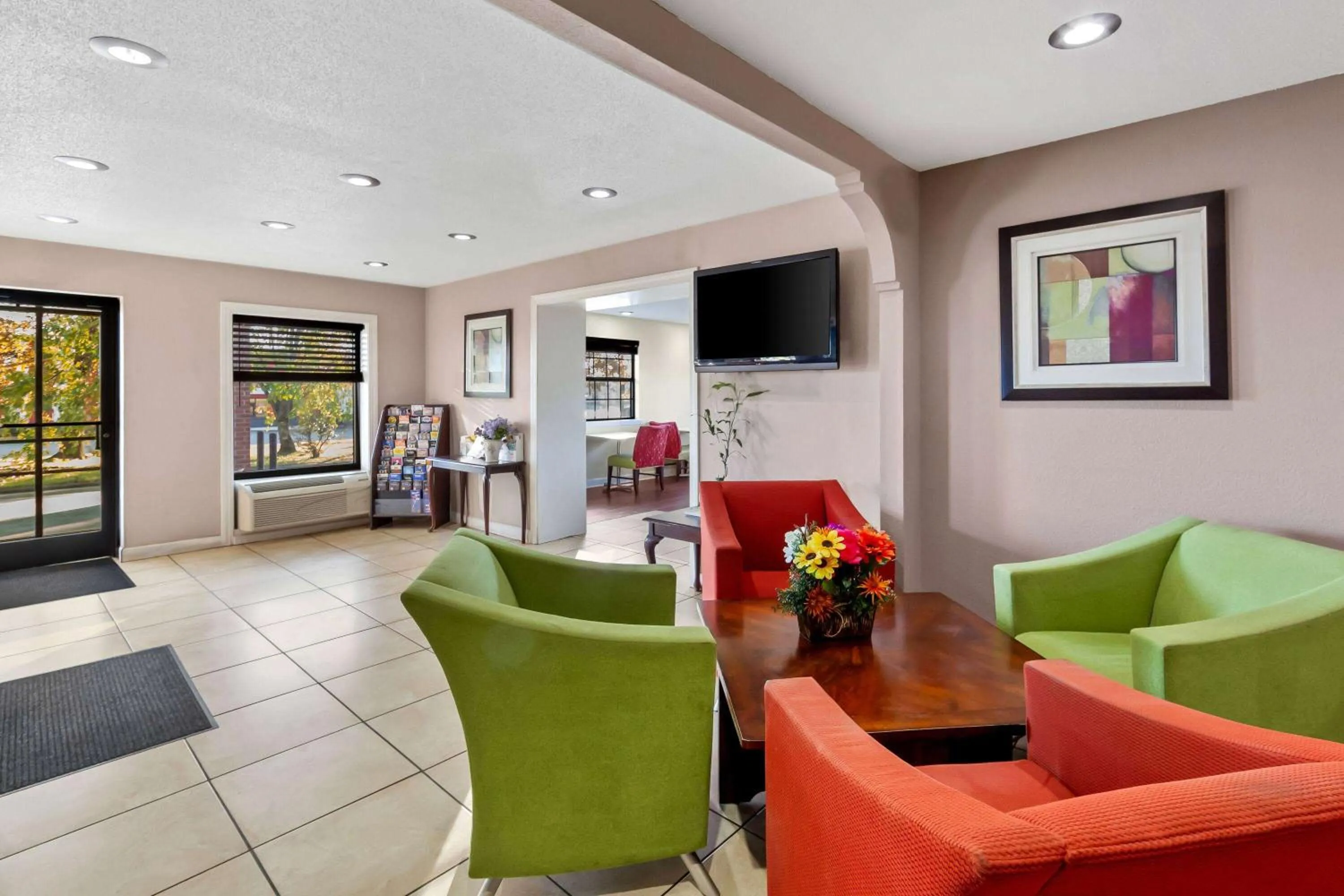 Lobby or reception in Days Inn by Wyndham Brownsville