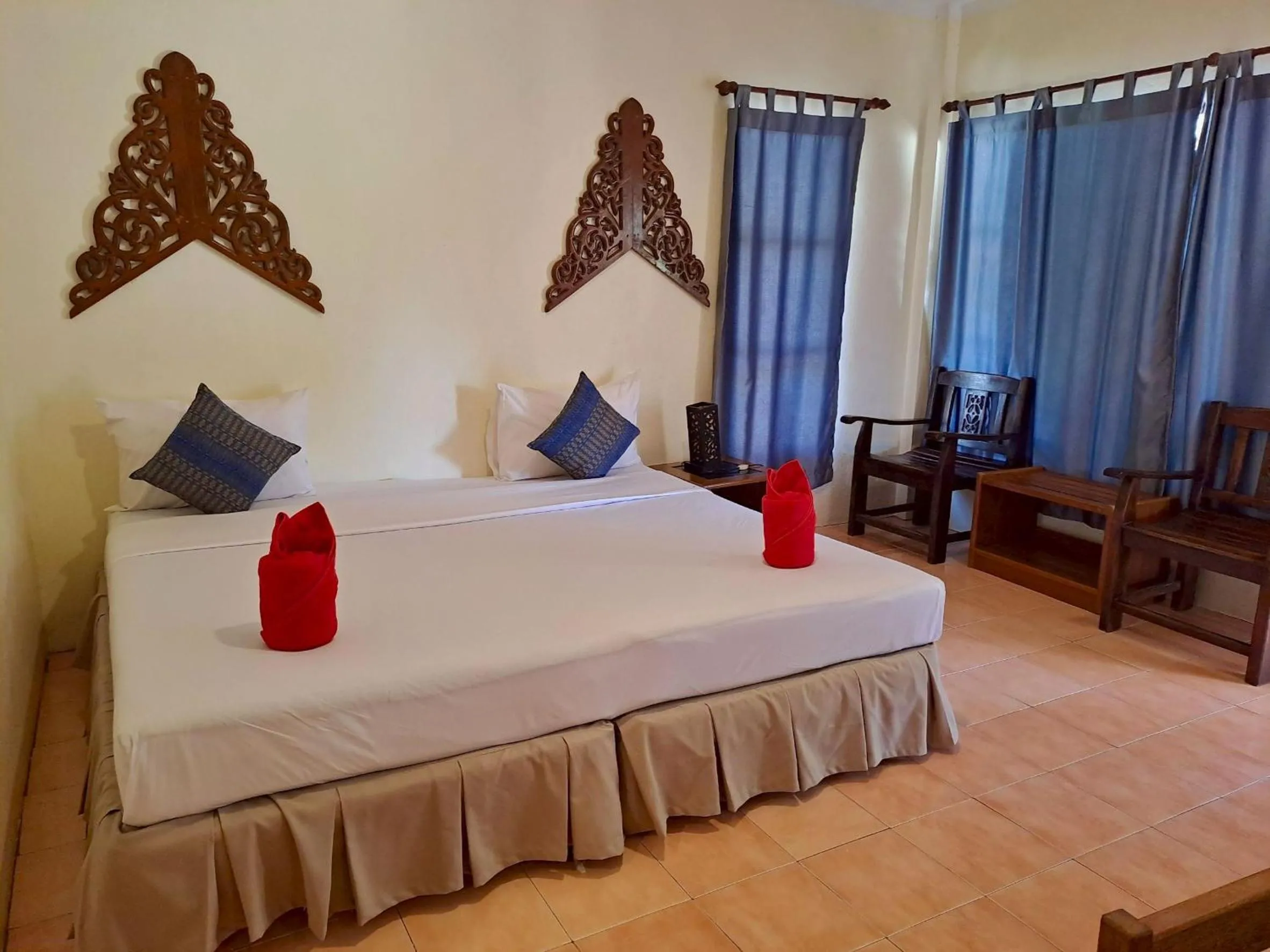 Bed in Phangan Orchid Resort
