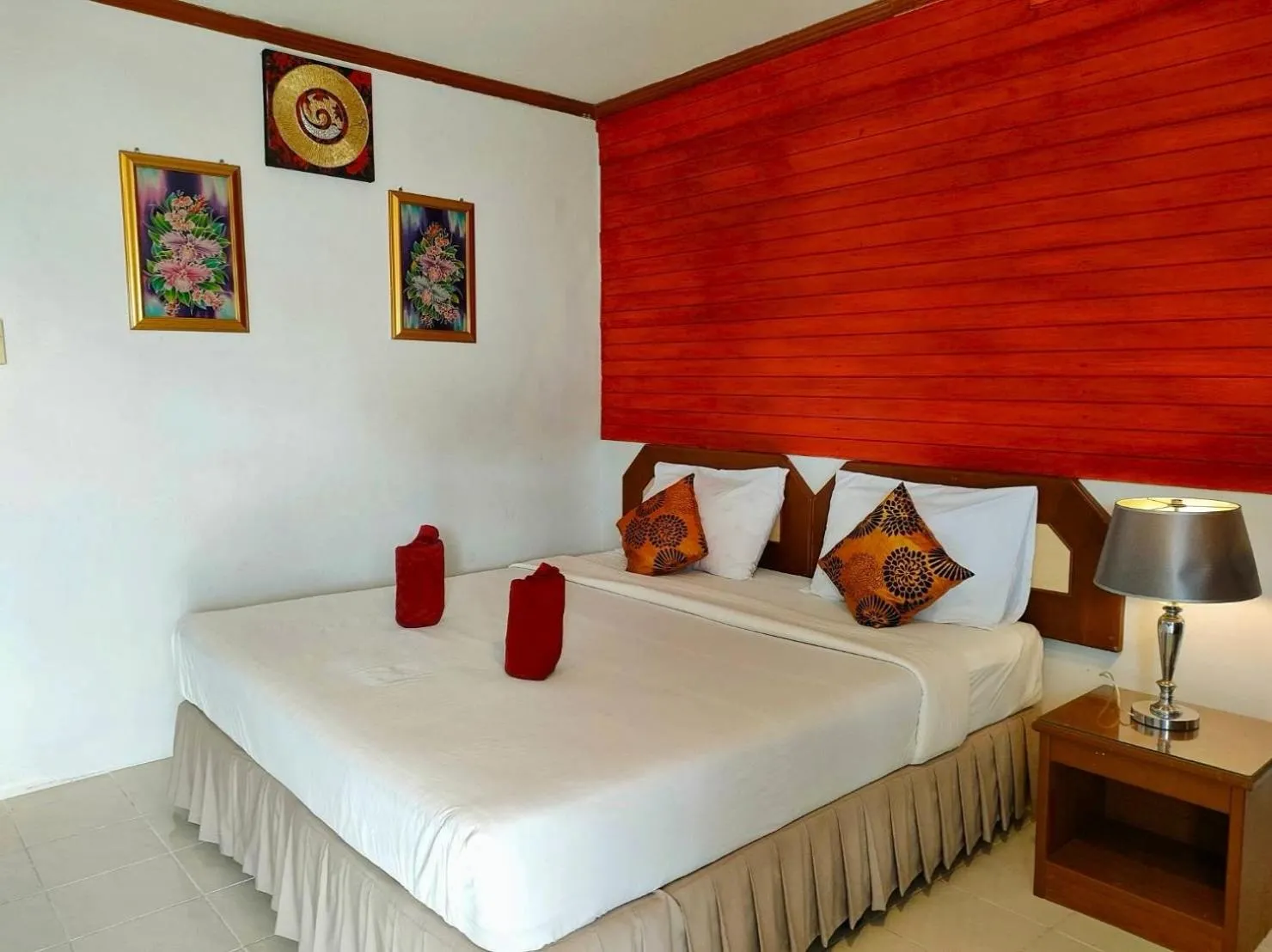 Bed in Phangan Orchid Resort