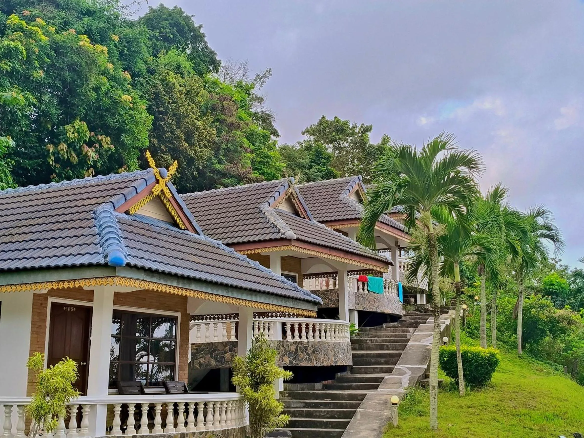 Property building in Phangan Orchid Resort