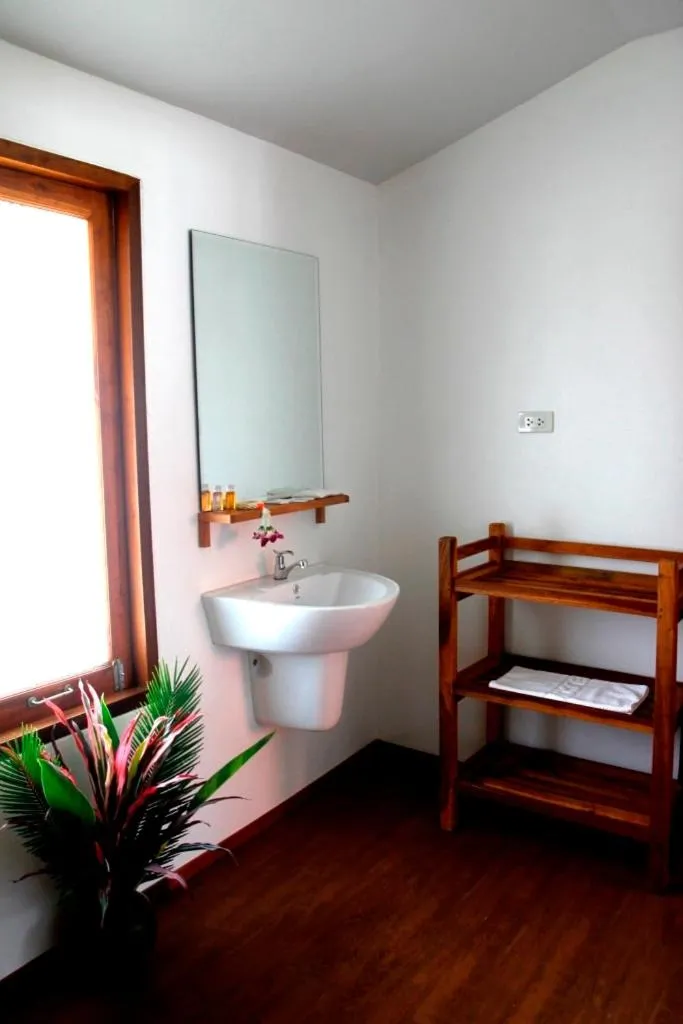 Bathroom in Armonia Village Resort and Spa