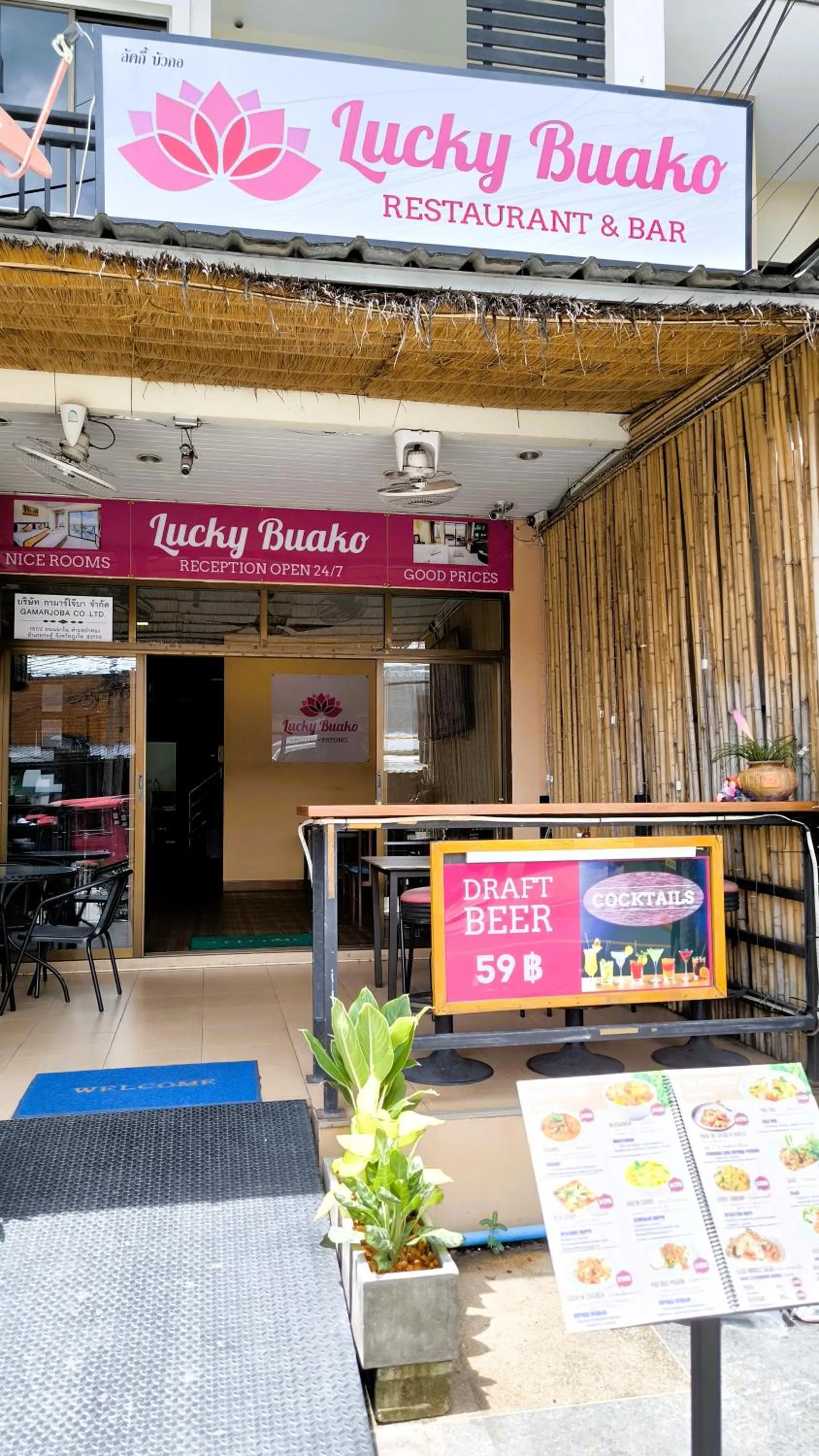 Restaurant/places to eat in Lucky Buako Hotel Patong