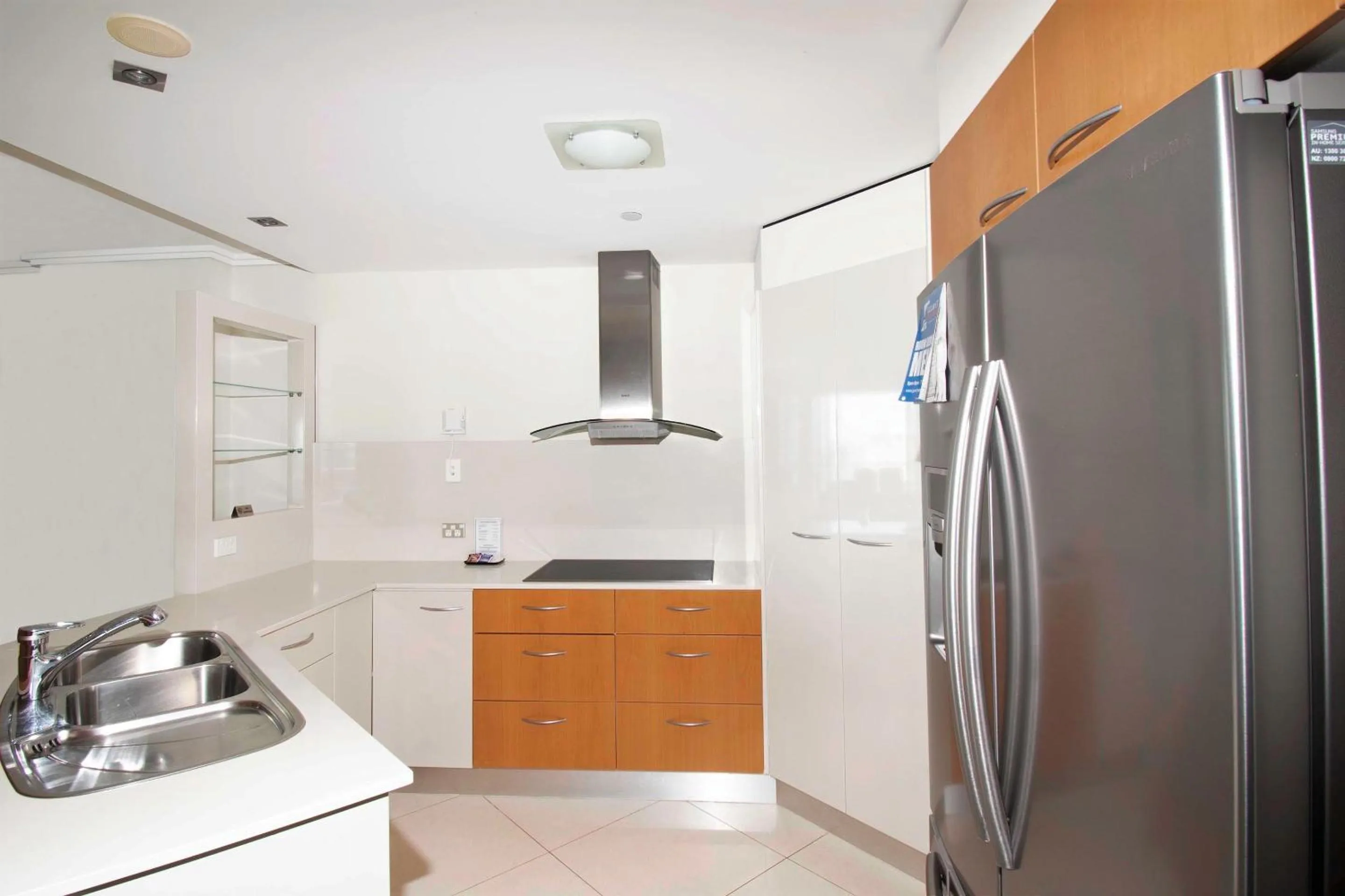 Kitchen or kitchenette in Trilogy Surfers Paradise