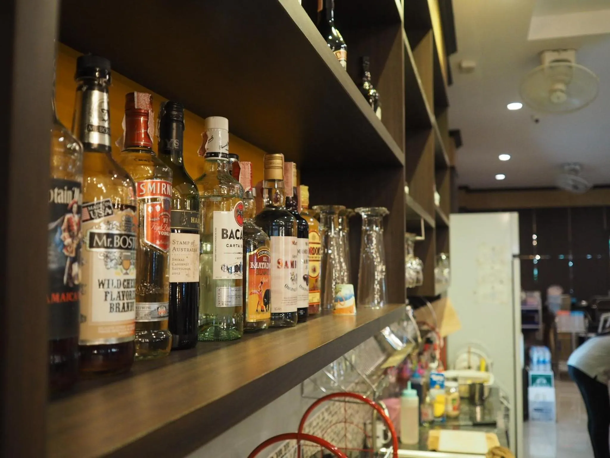 Restaurant/places to eat in Arita Hotel Patong