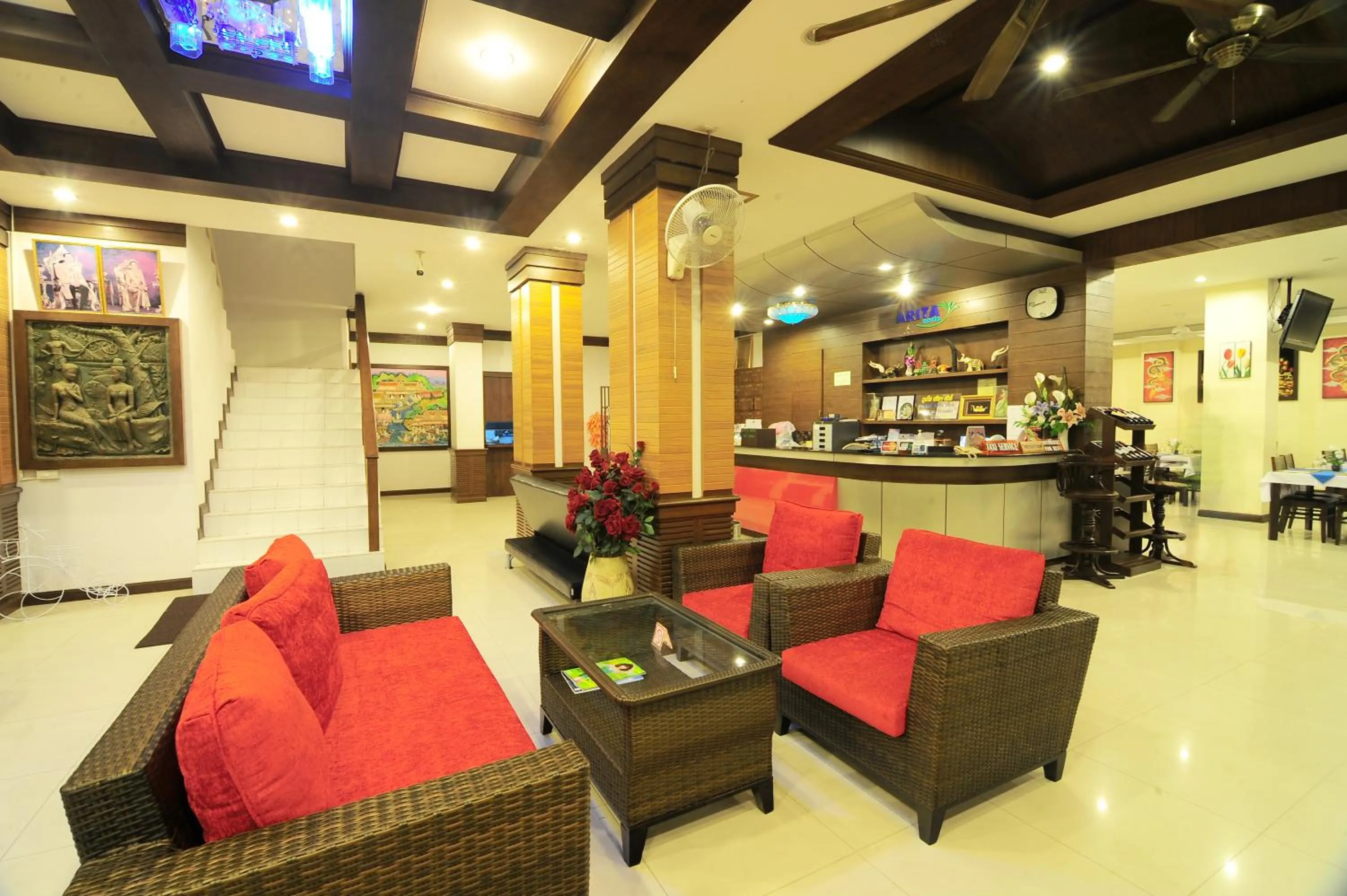Lobby or reception in Arita Hotel Patong