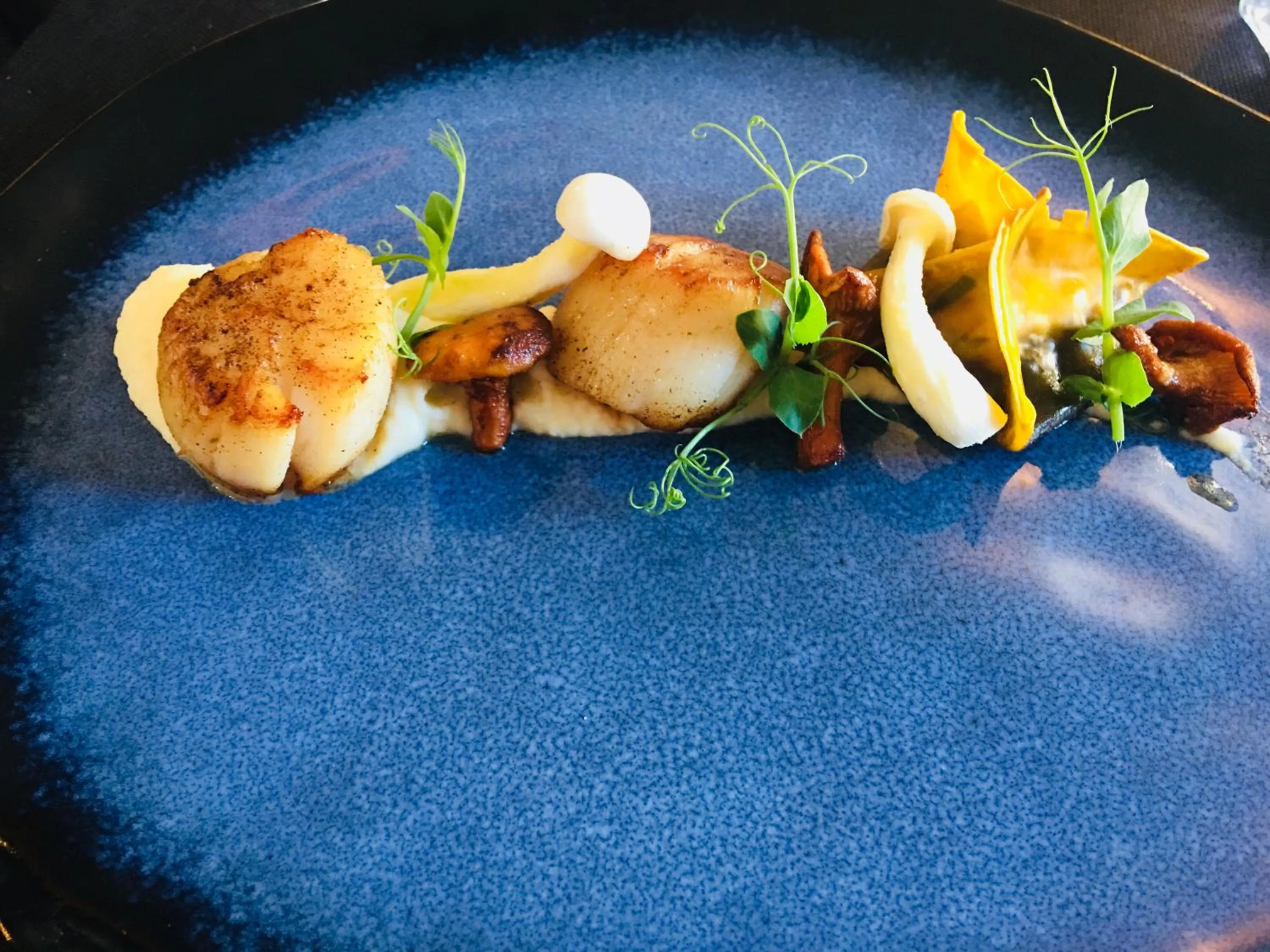 Food in Logis Hôtel Restaurant La Châtellenie