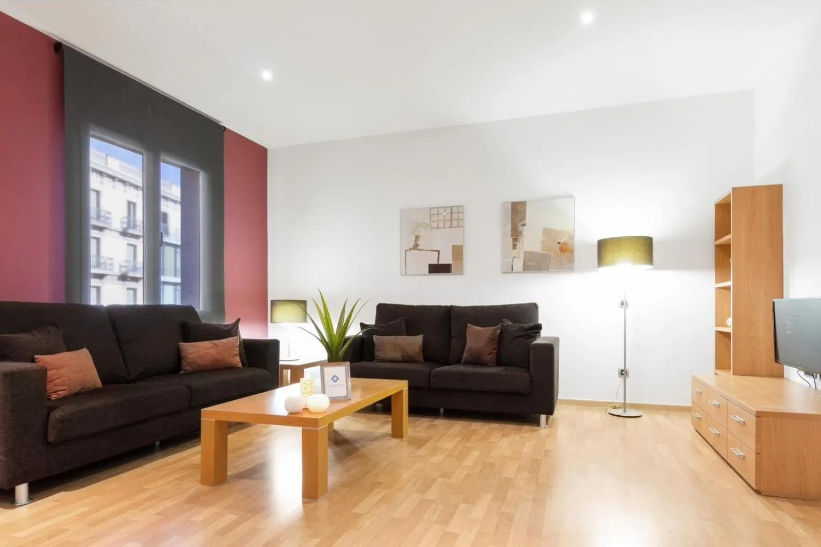 Seating area in Fisa Rentals Ramblas Apartments