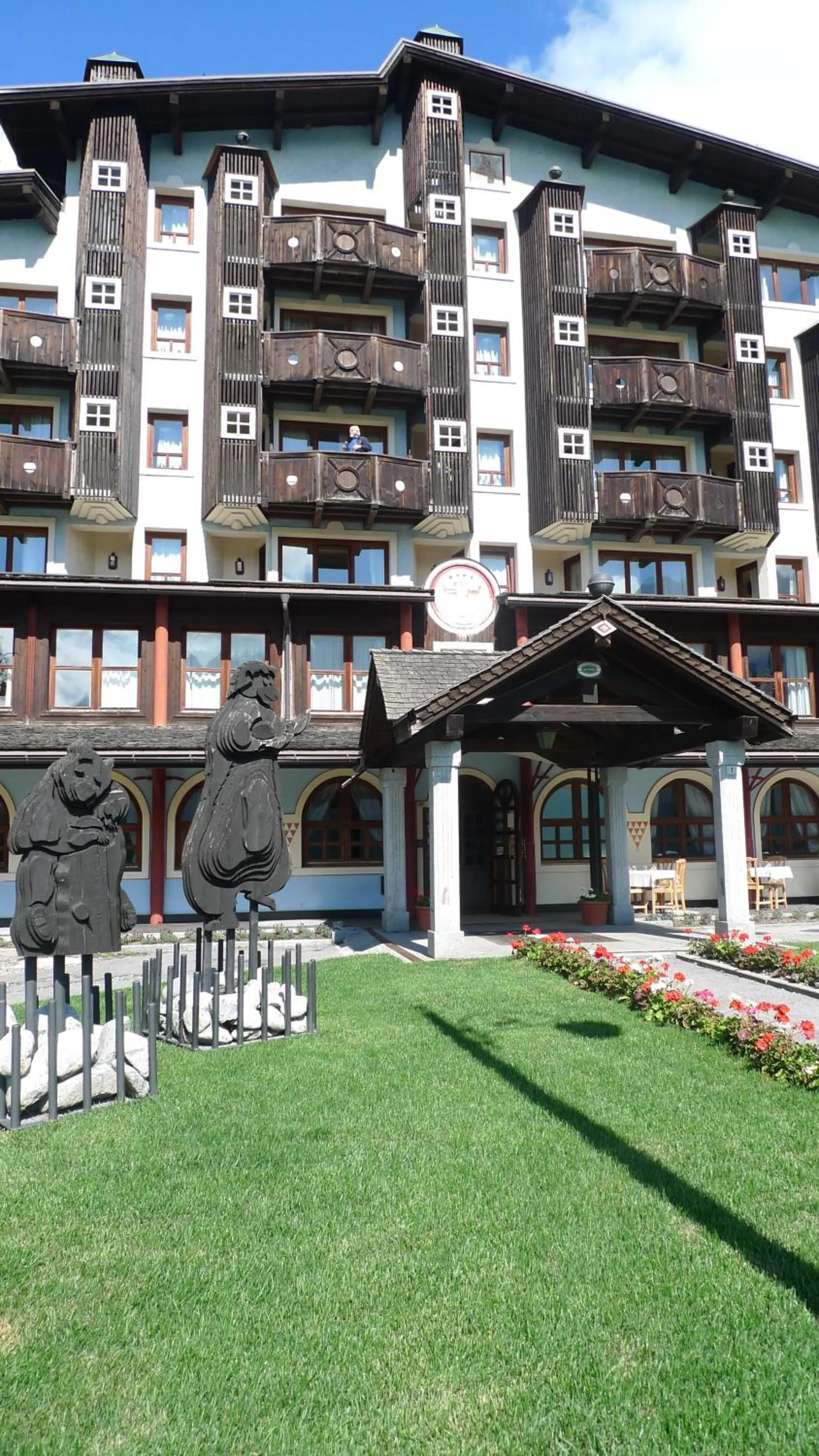 Facade/entrance in RTA Hotel Catturani