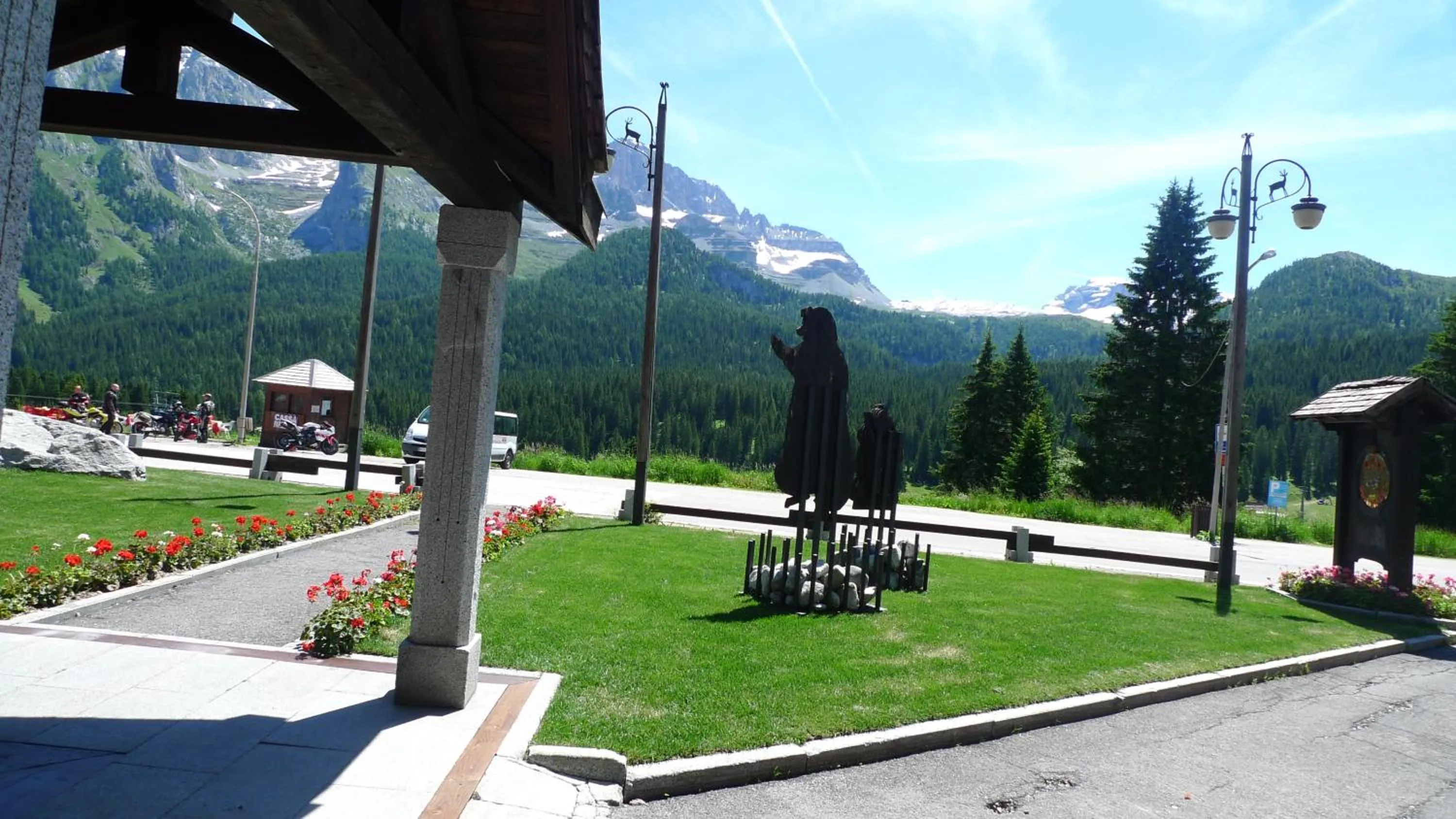 Facade/entrance in RTA Hotel Catturani