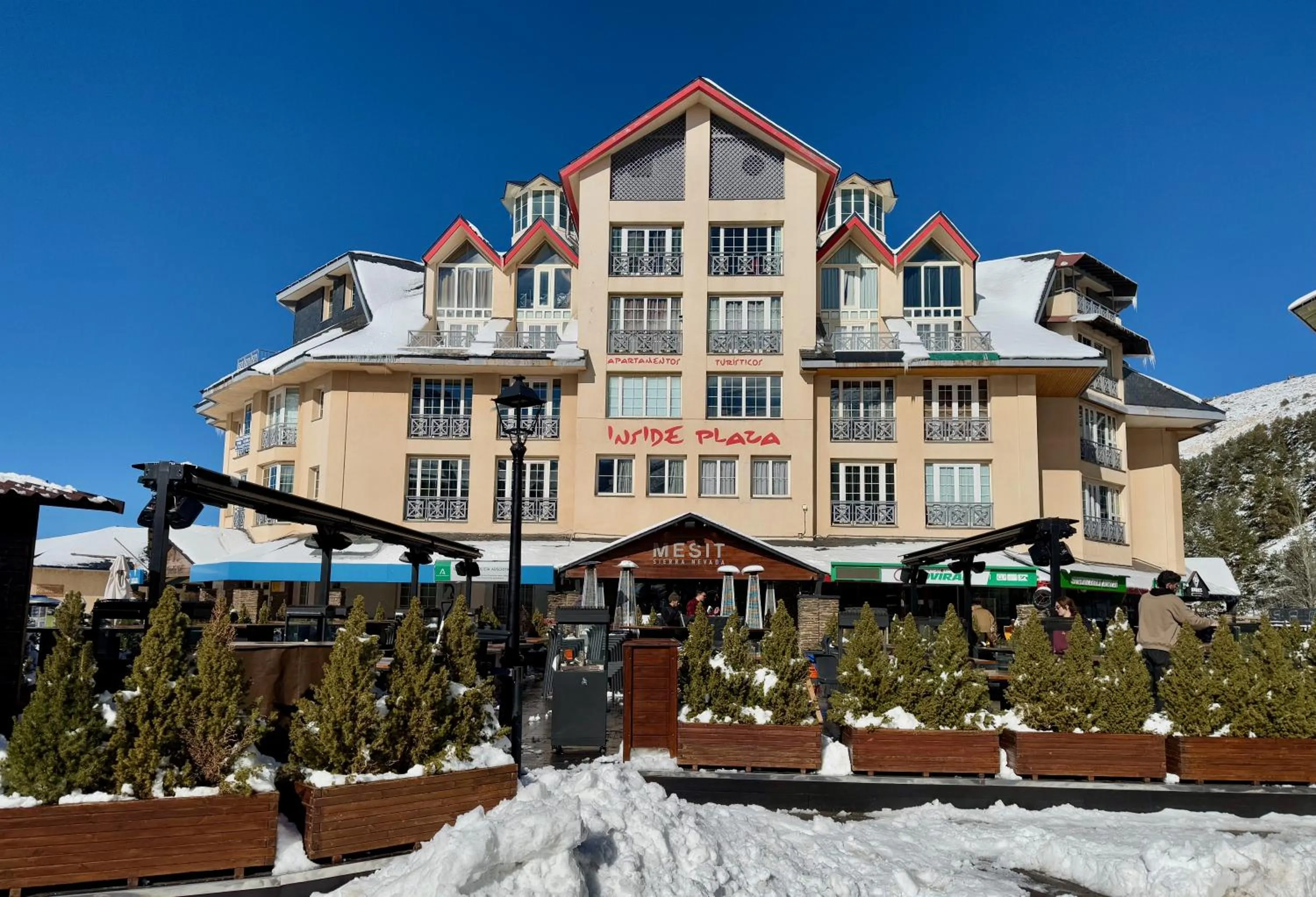 Property building in Inside Plaza Sierra Nevada