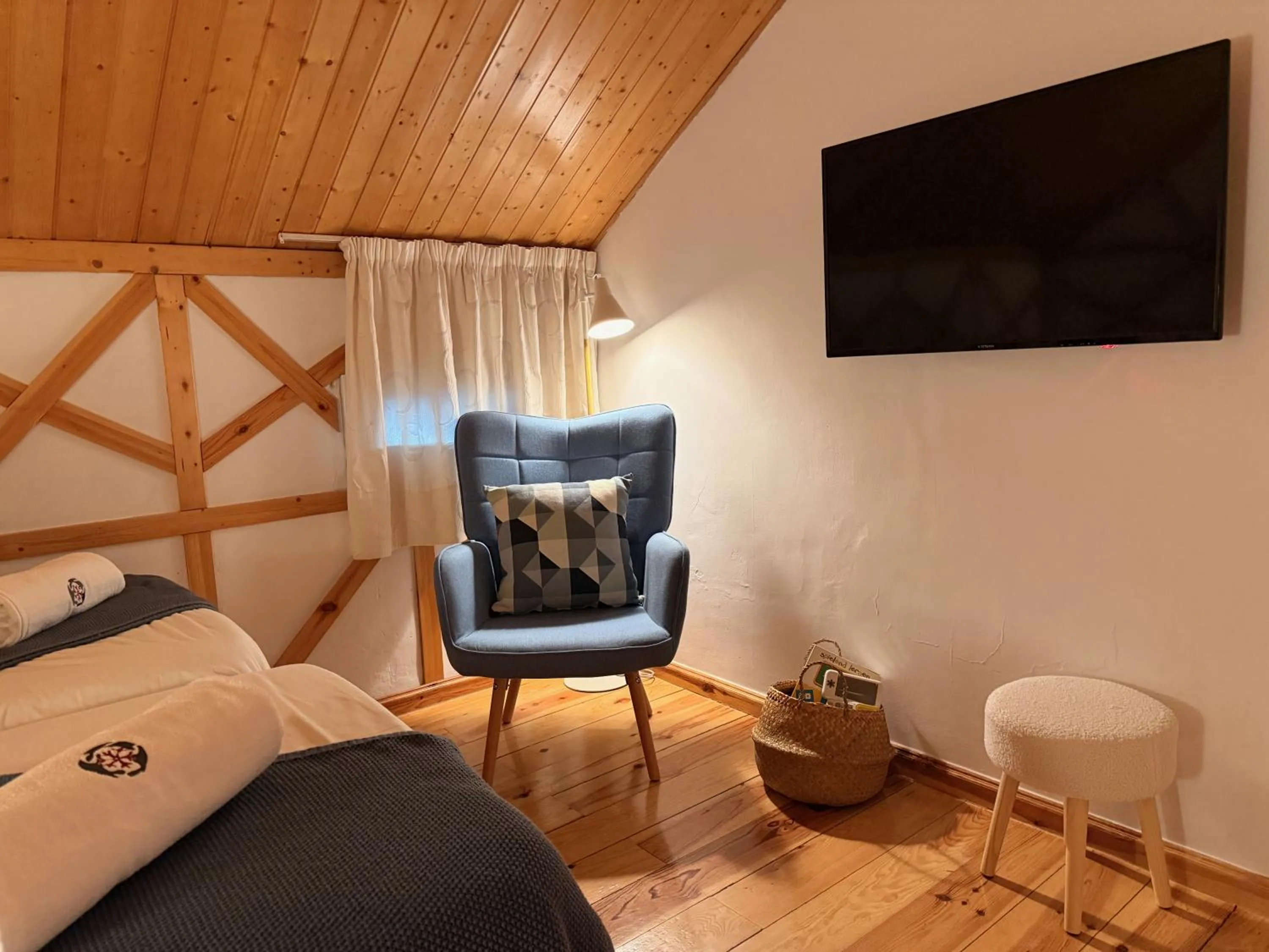 TV and multimedia, Bed in Inside Plaza Sierra Nevada