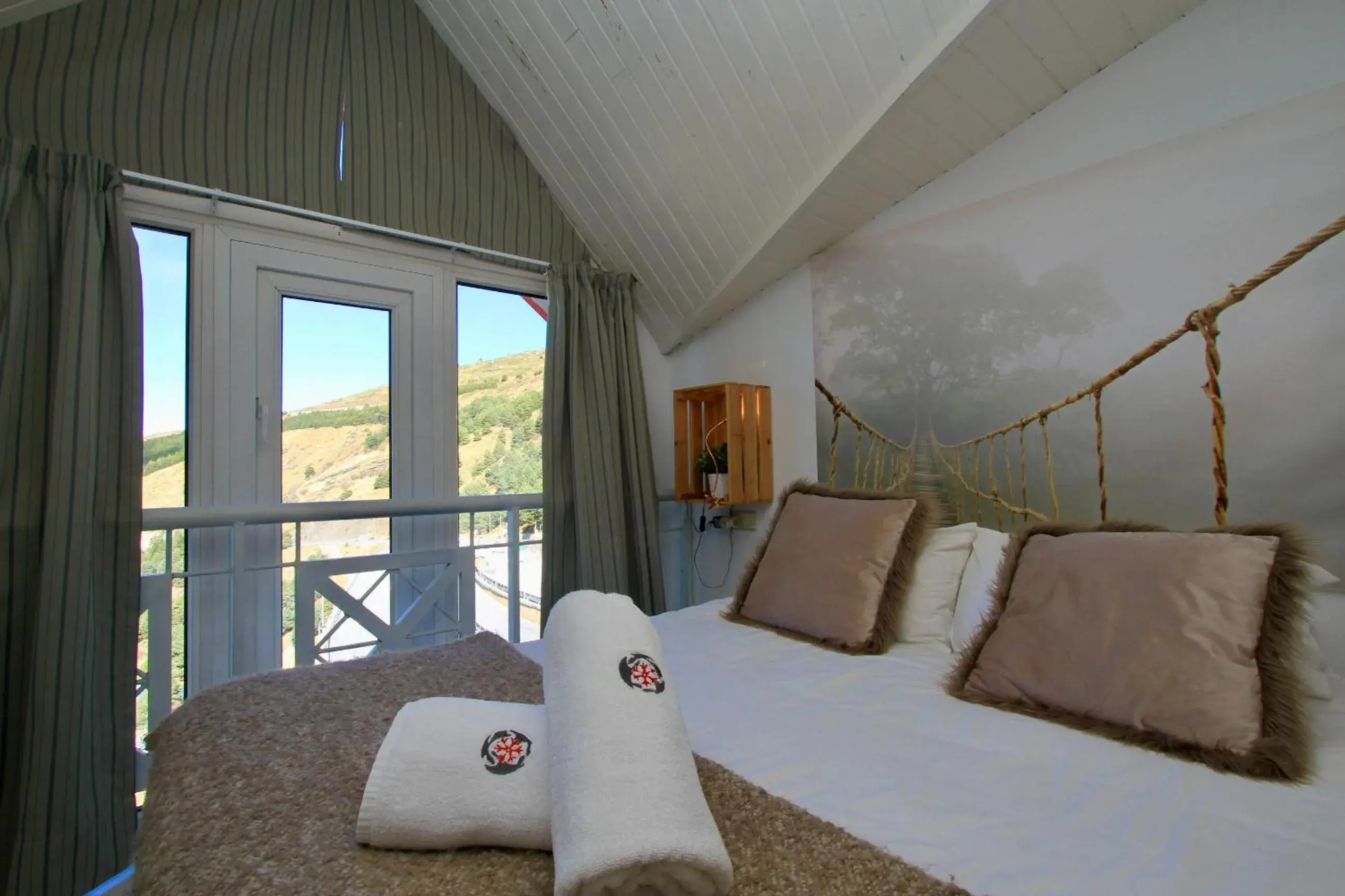 Two-Bedroom Duplex Apartment (6 Adults) in Inside Plaza Sierra Nevada Two-Bedroom Duplex Apartment (6 Adults) in Inside Plaza Sierra Nevada