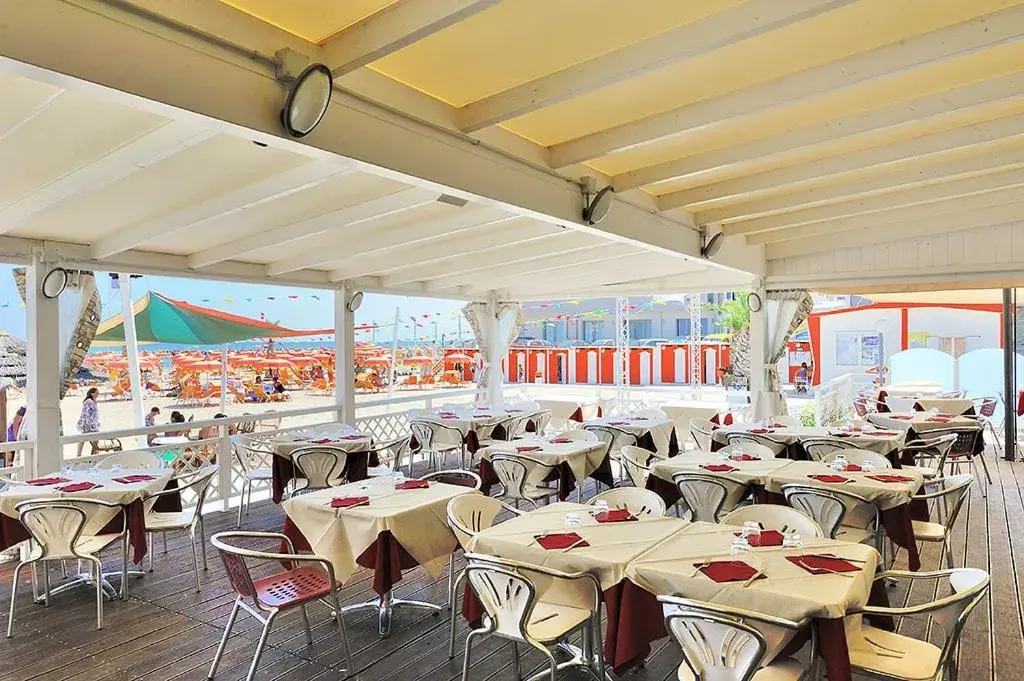 Restaurant/Places to Eat in Hotel & Residence Cavalluccio Marino