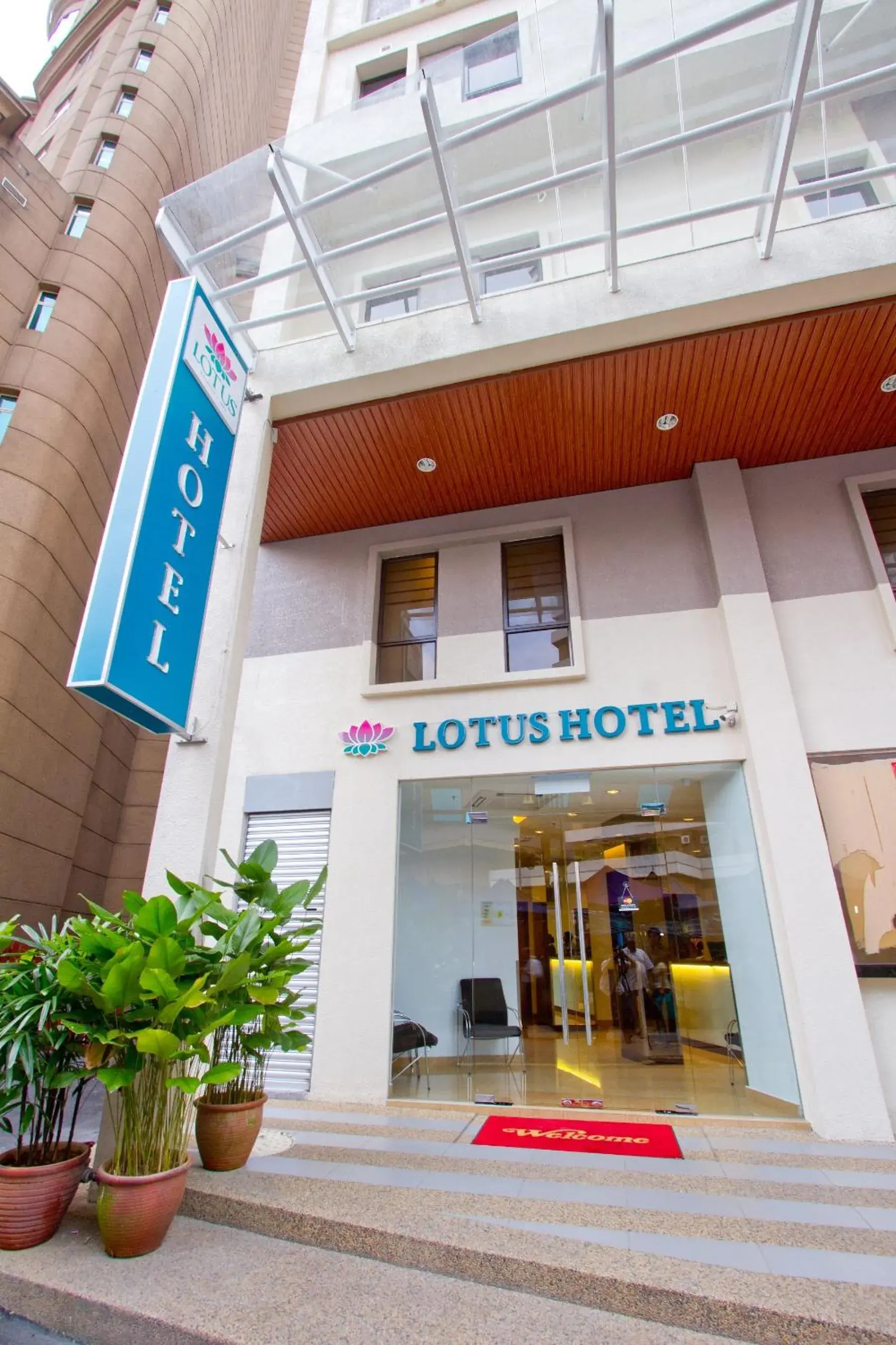 Superior Single Room in Lotus Hotel Masjid India Superior Single Room in Lotus Hotel Masjid India