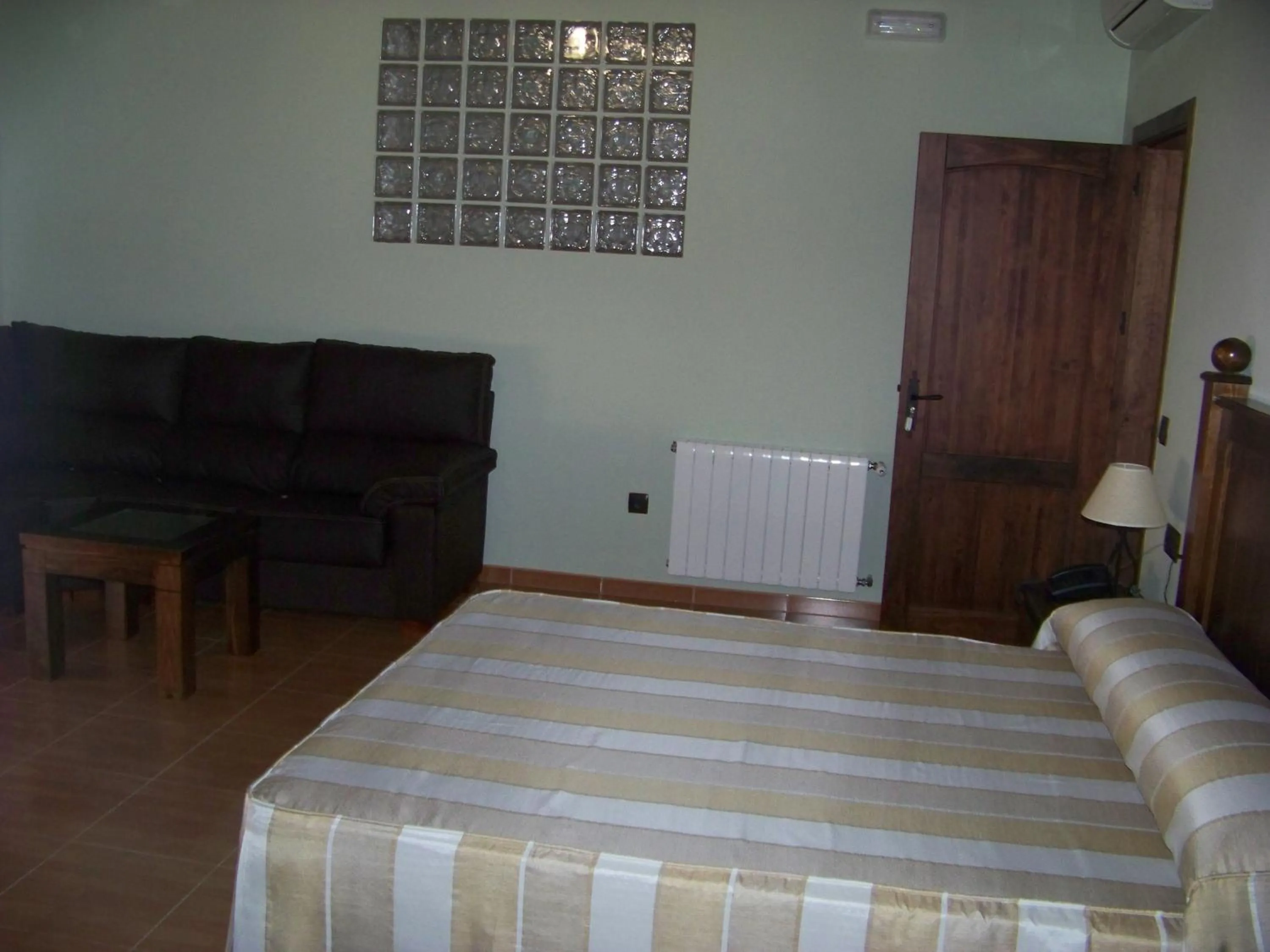 Photo of the whole room, Bed in Hotel Rural Romero Torres
