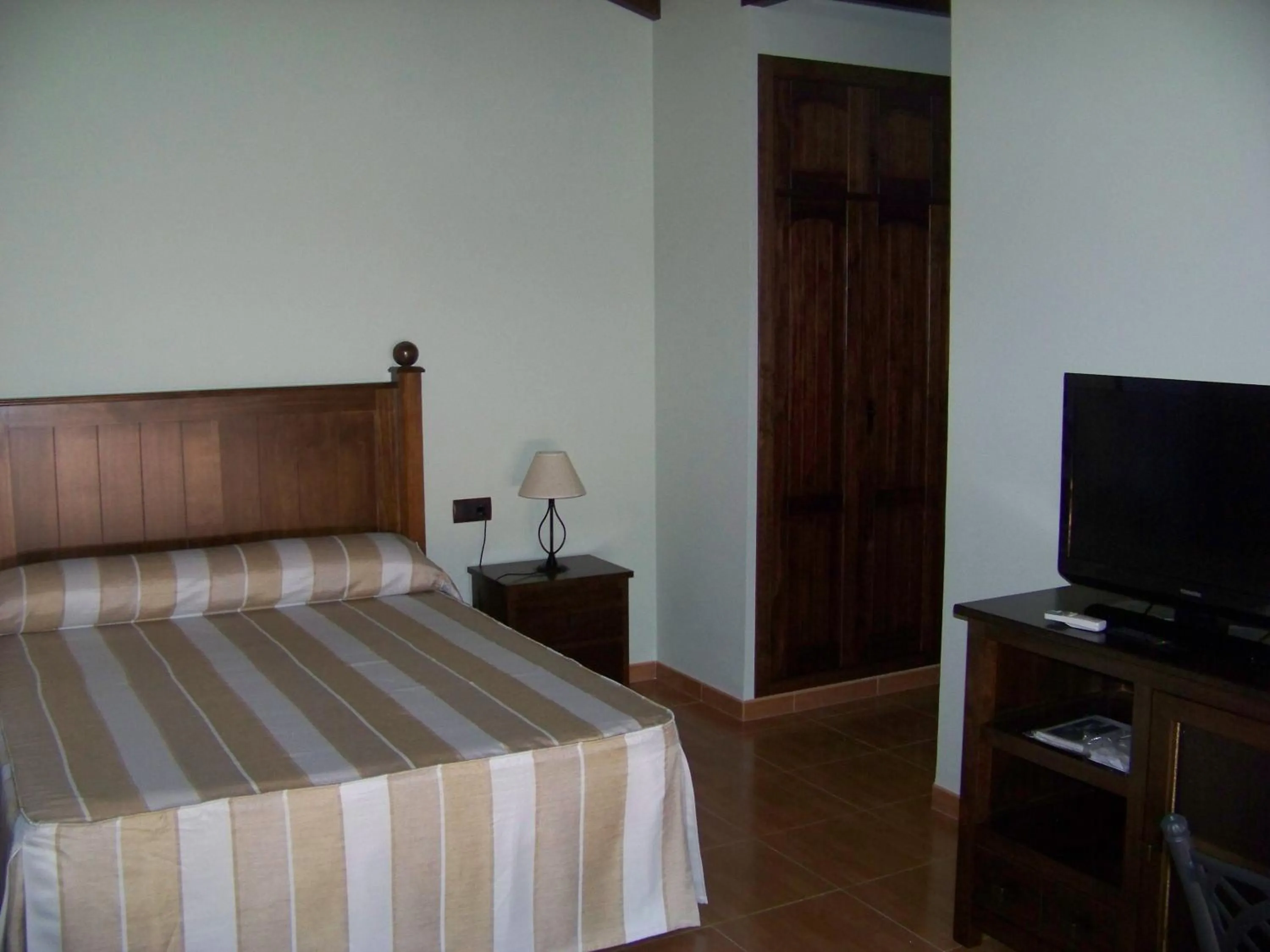 Photo of the whole room, Bed in Hotel Rural Romero Torres