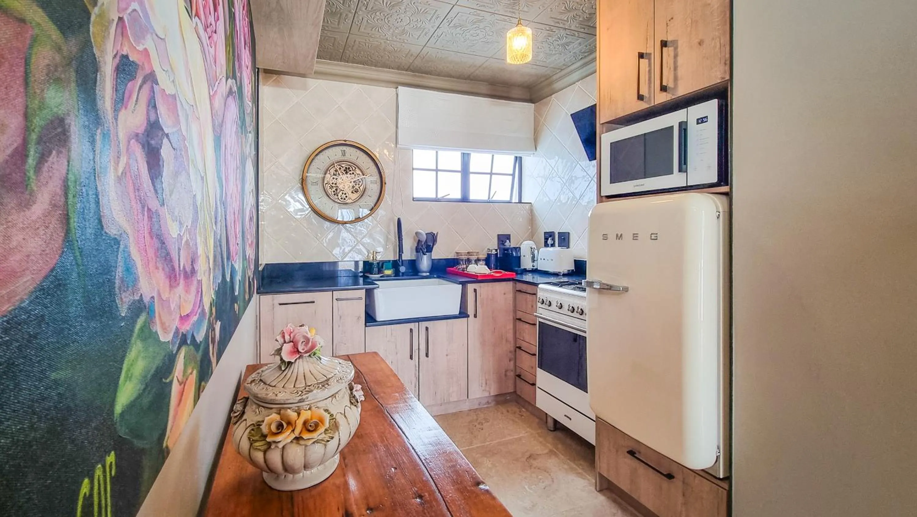 Kitchen or kitchenette in Batavia Boutique Hotel